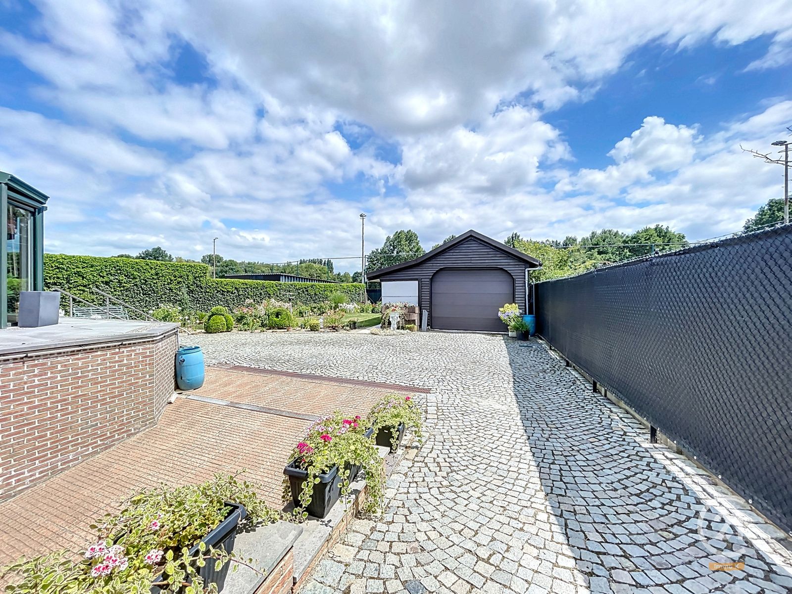 Degelijke en onderhouden gelijkvloerse woning met werkhuis foto 20