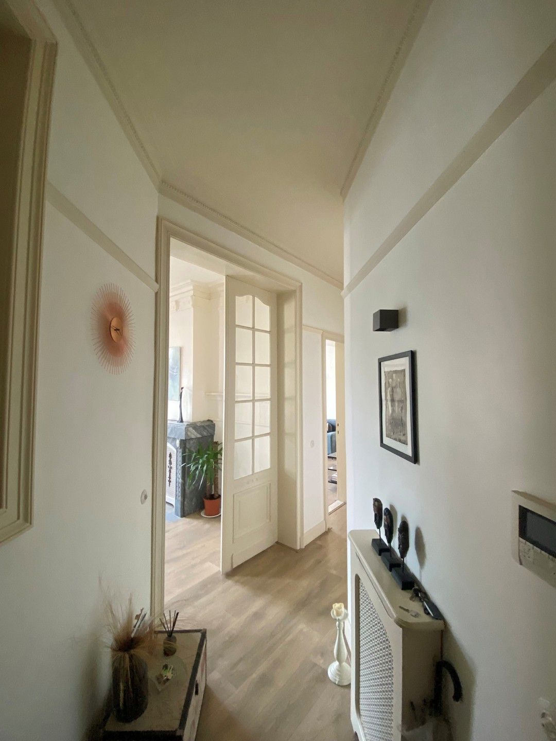 Authentiek 2-slaapkamer appartement op toplocatie. foto 5