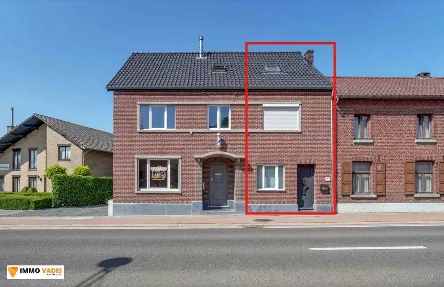 Ruime gezinswoning te Maastrichterstraat 304/1 Bilzen foto {{pictureIndex}}