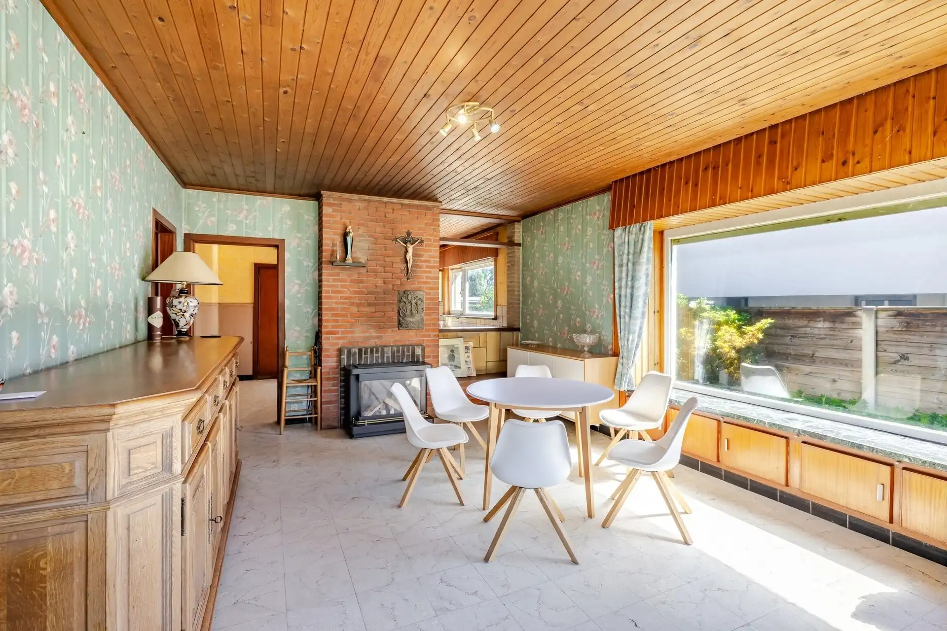 Interessante te renoveren bungalow in Massemen met groenzichten  foto 10