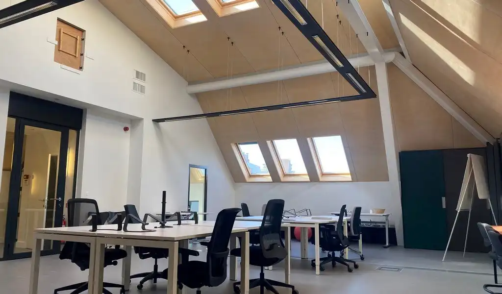 Gemeubelde kantoren in statig herenhuis aan R40 in Gent foto 9