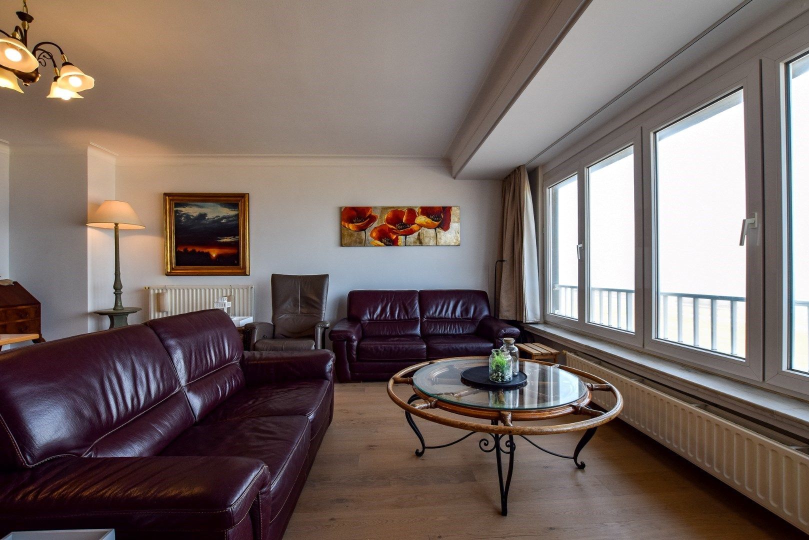 INSTAPKLAAR appartement (88m²) met FRONTAAL ZEEZICHT en 2/3 slaapkamer op de zeedijk te Koksijde-Bad. foto 13