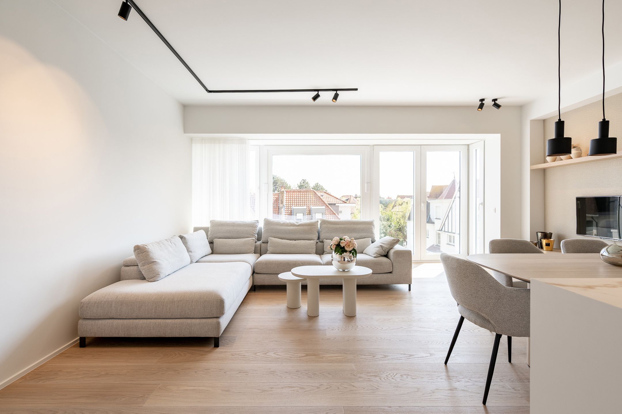 Elegant gerenoveerd appartement met open zicht in het Zoute foto 5