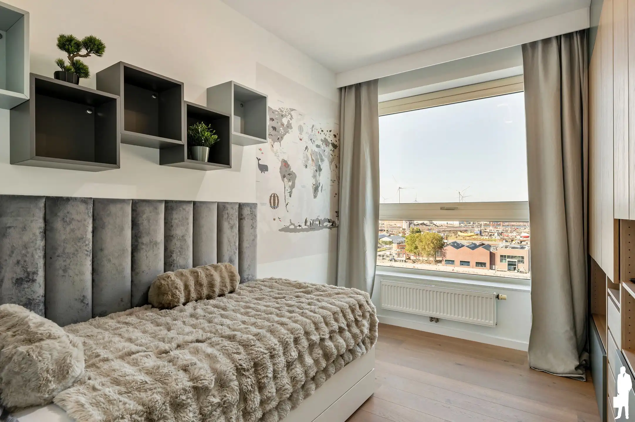 Gemeubeld 2-slaapkamerappartement met terras op het Eilandje foto 11