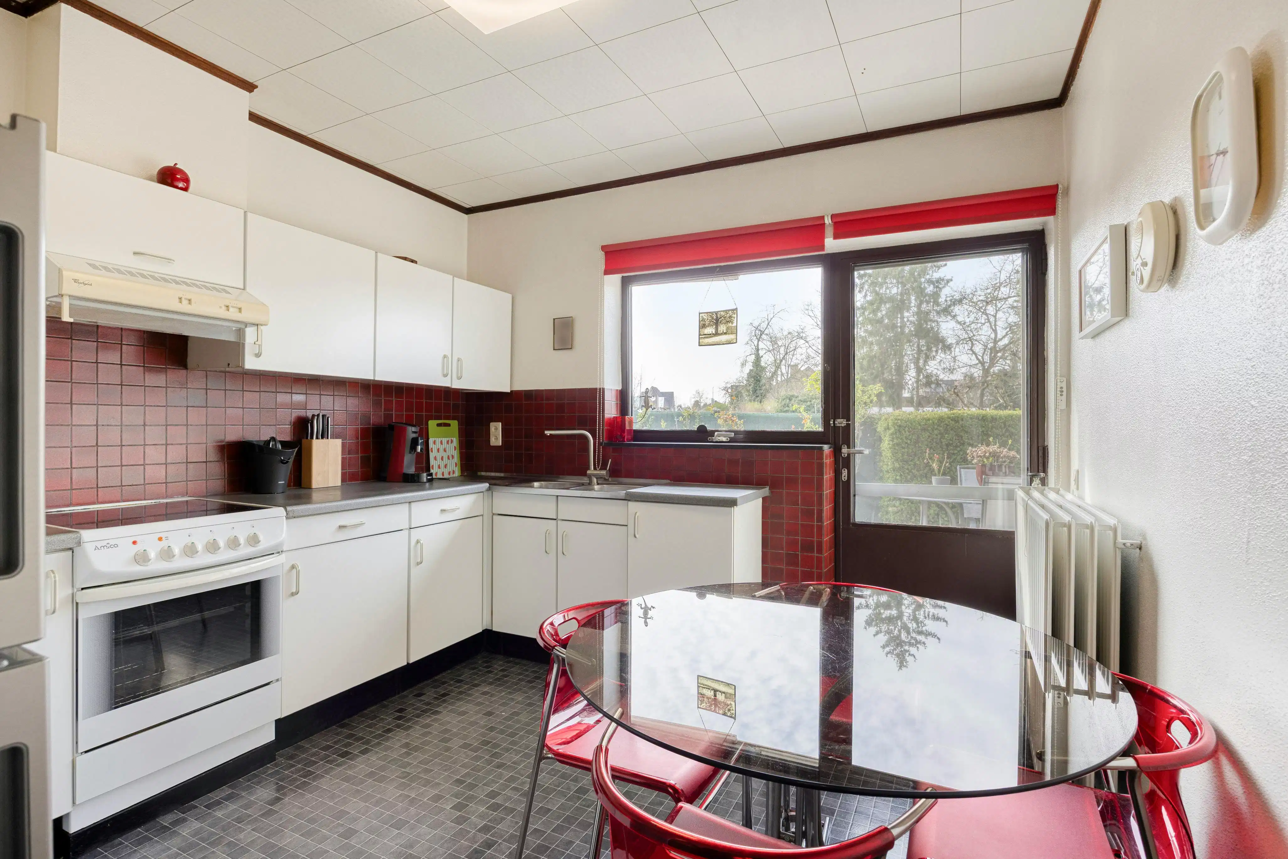 Te renoveren splitlevelwoning met 3 slaapkamers in Neerharen foto 9