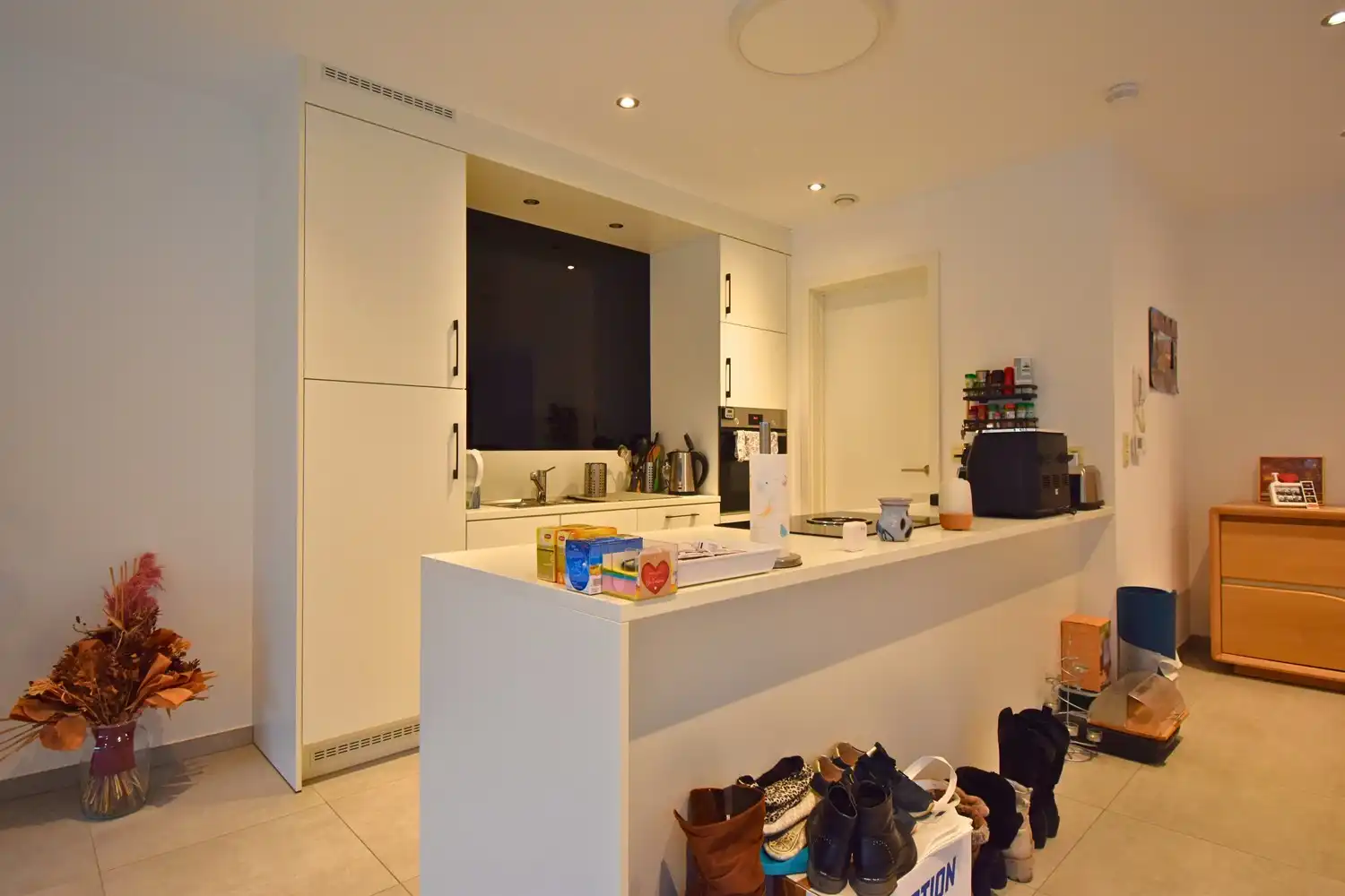 Moderne woning met 3 kamers foto 4