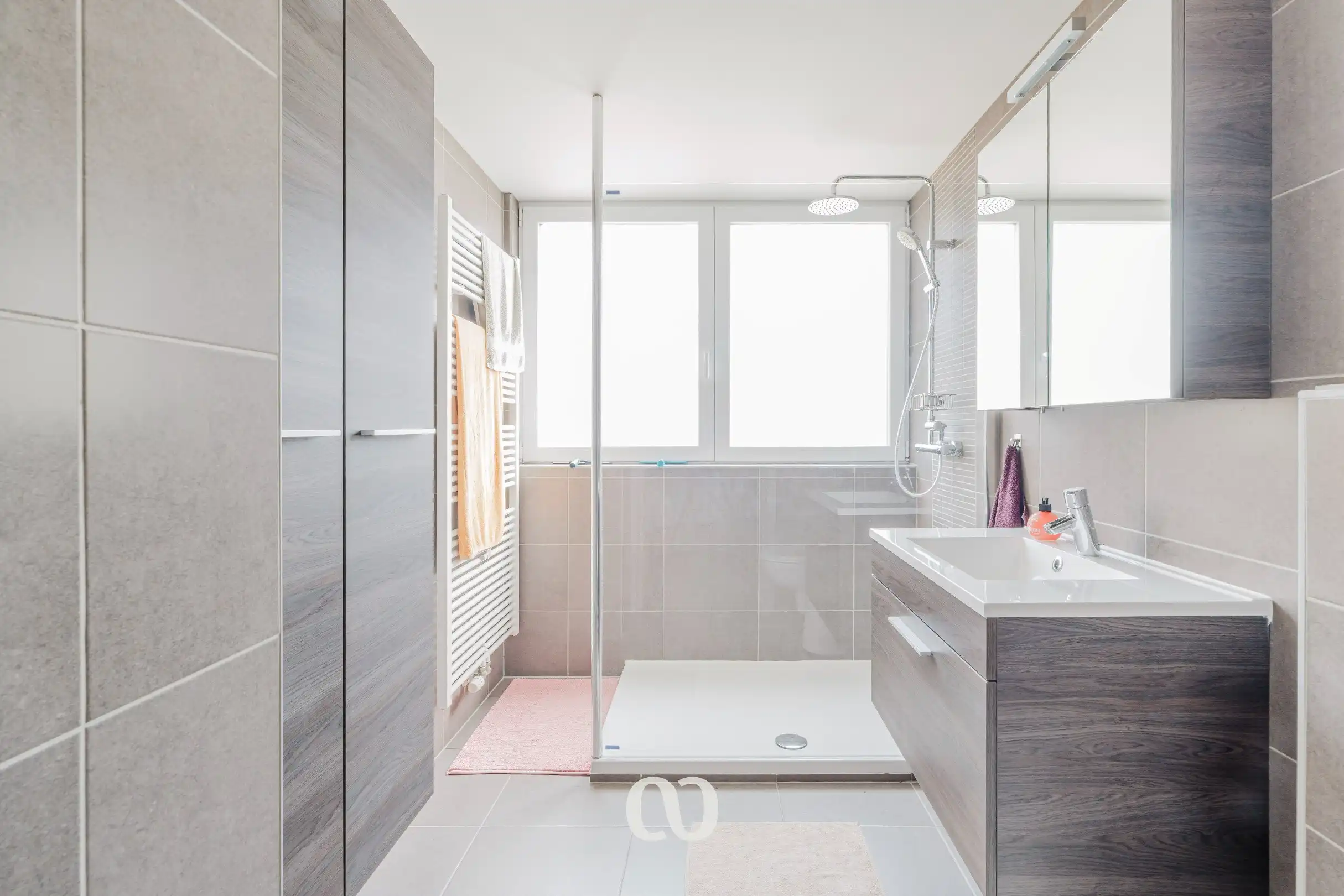 Instapklaar duplex-appartement met terras, zolder en prachtig uitzicht foto 13