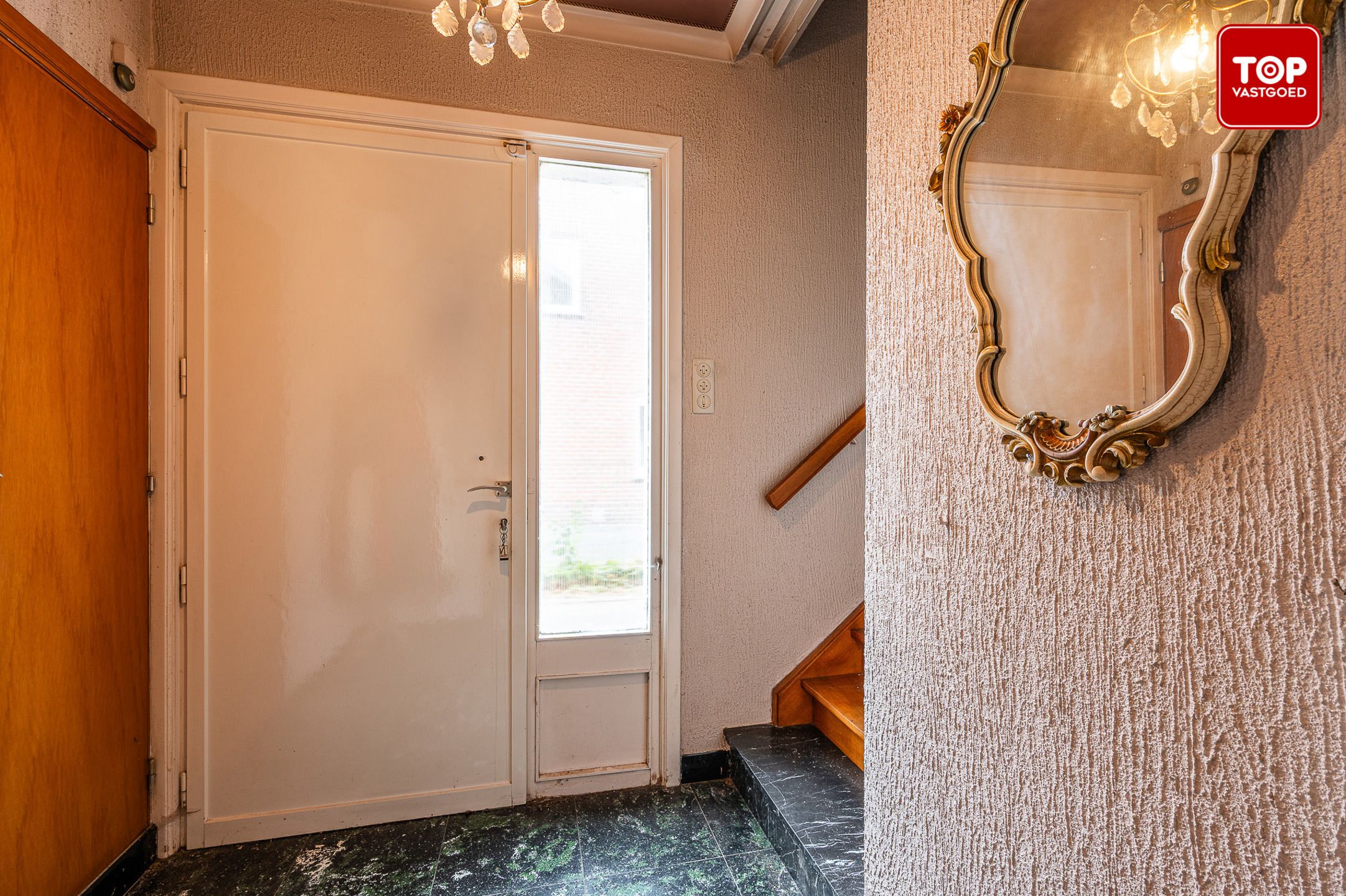 Charmante woning met tuin en garage  foto 3