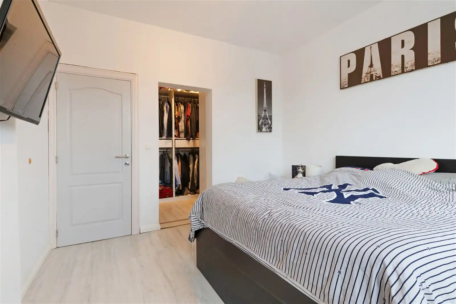 Knusse woning met 2 slaapkamers, garage en tuintje op 2are06 foto 12