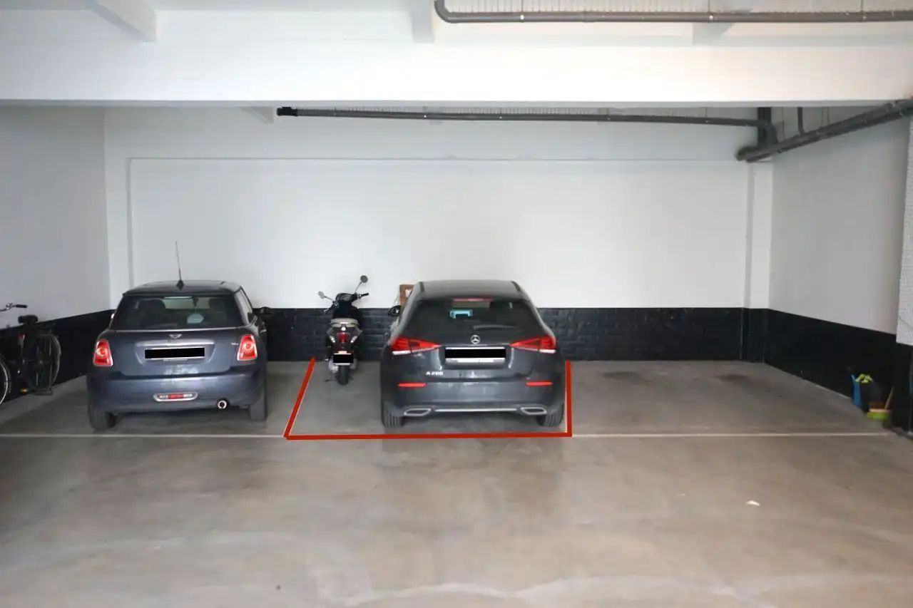 Uniek appartement met garage op TOP LOCATIE! foto 19