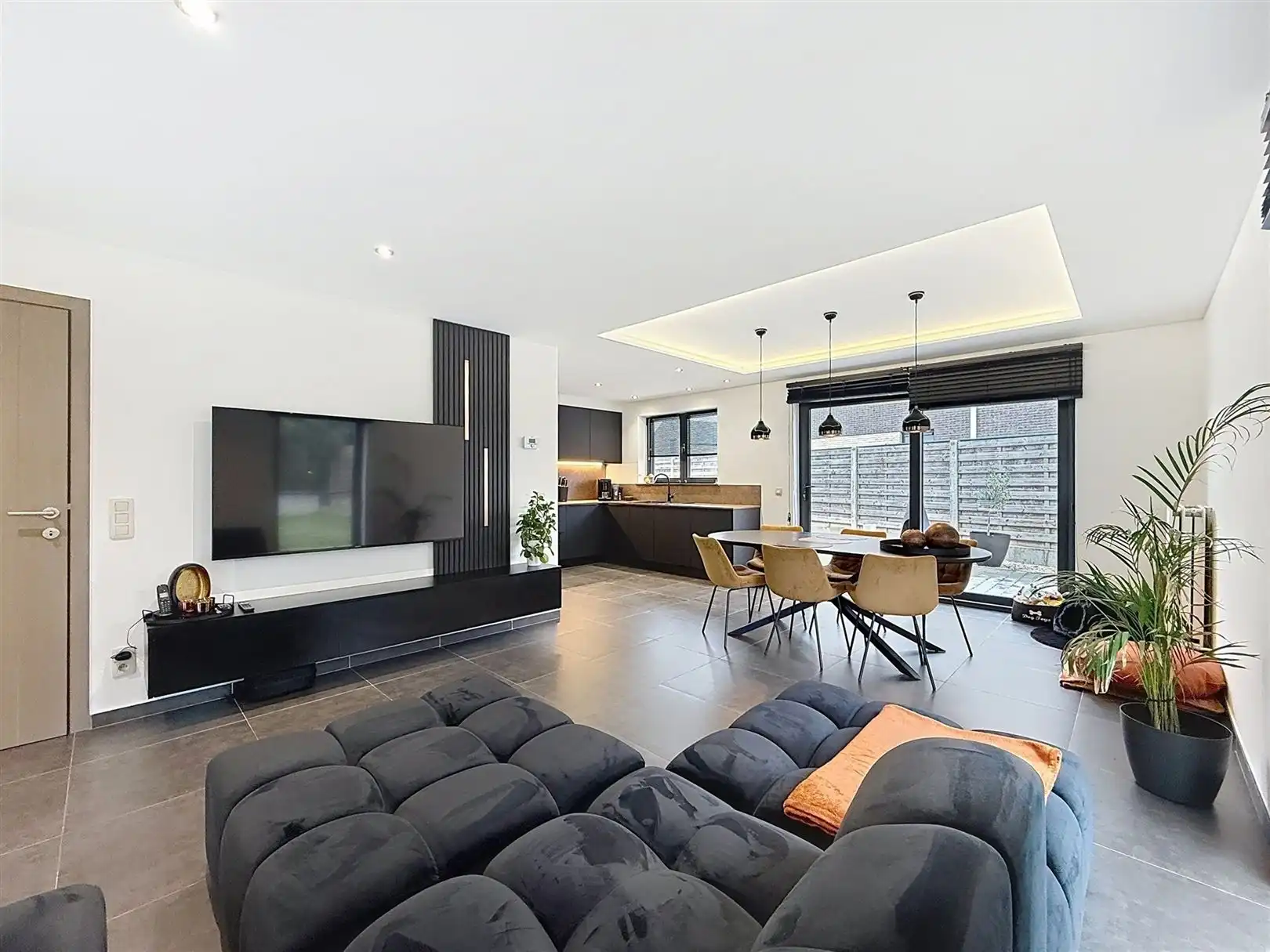 Instapklare open bebouwing, garage, 3 slpks en tuin, 4a 63ca foto 7