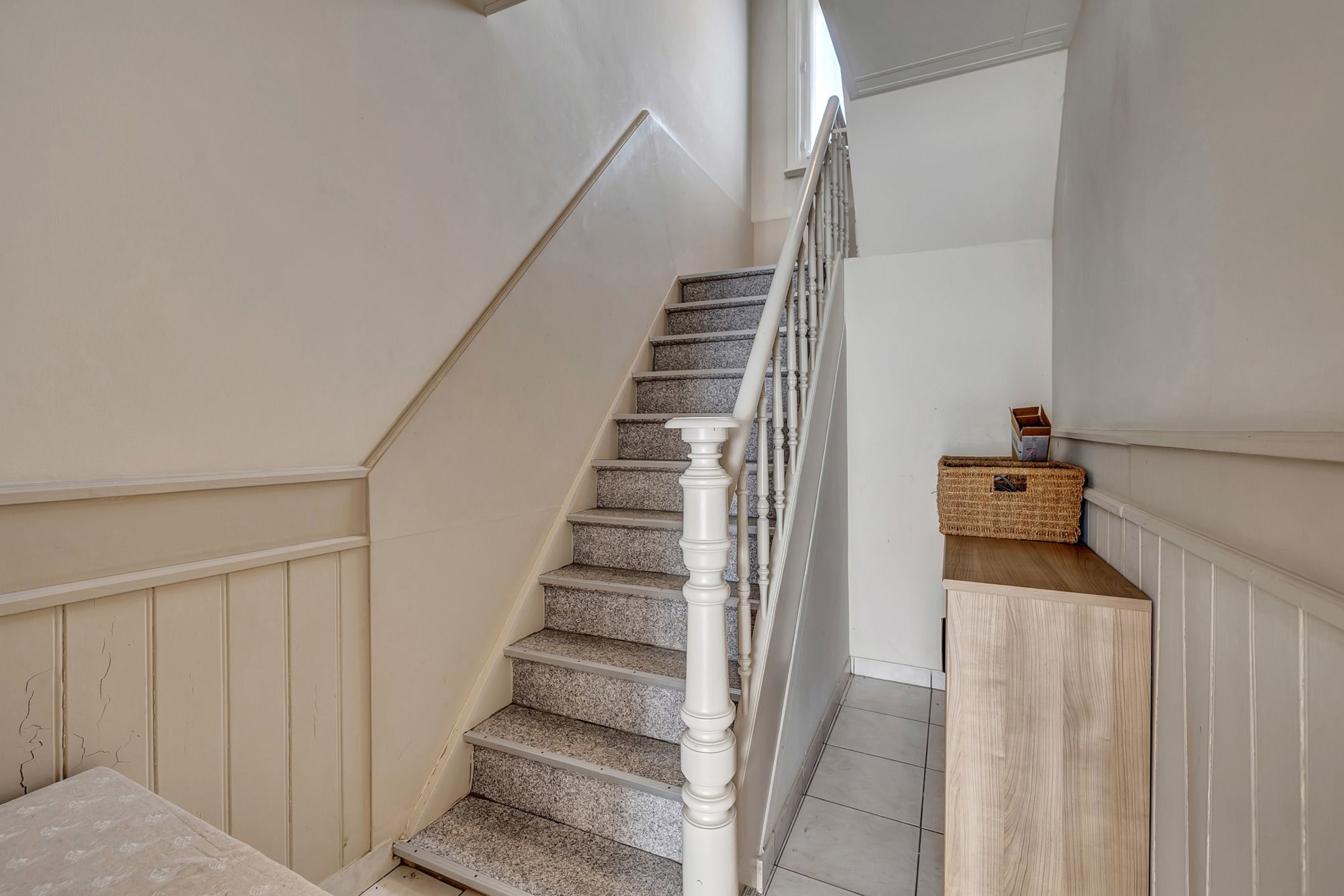 Te renoveren woning met atelier en tuin  foto 3