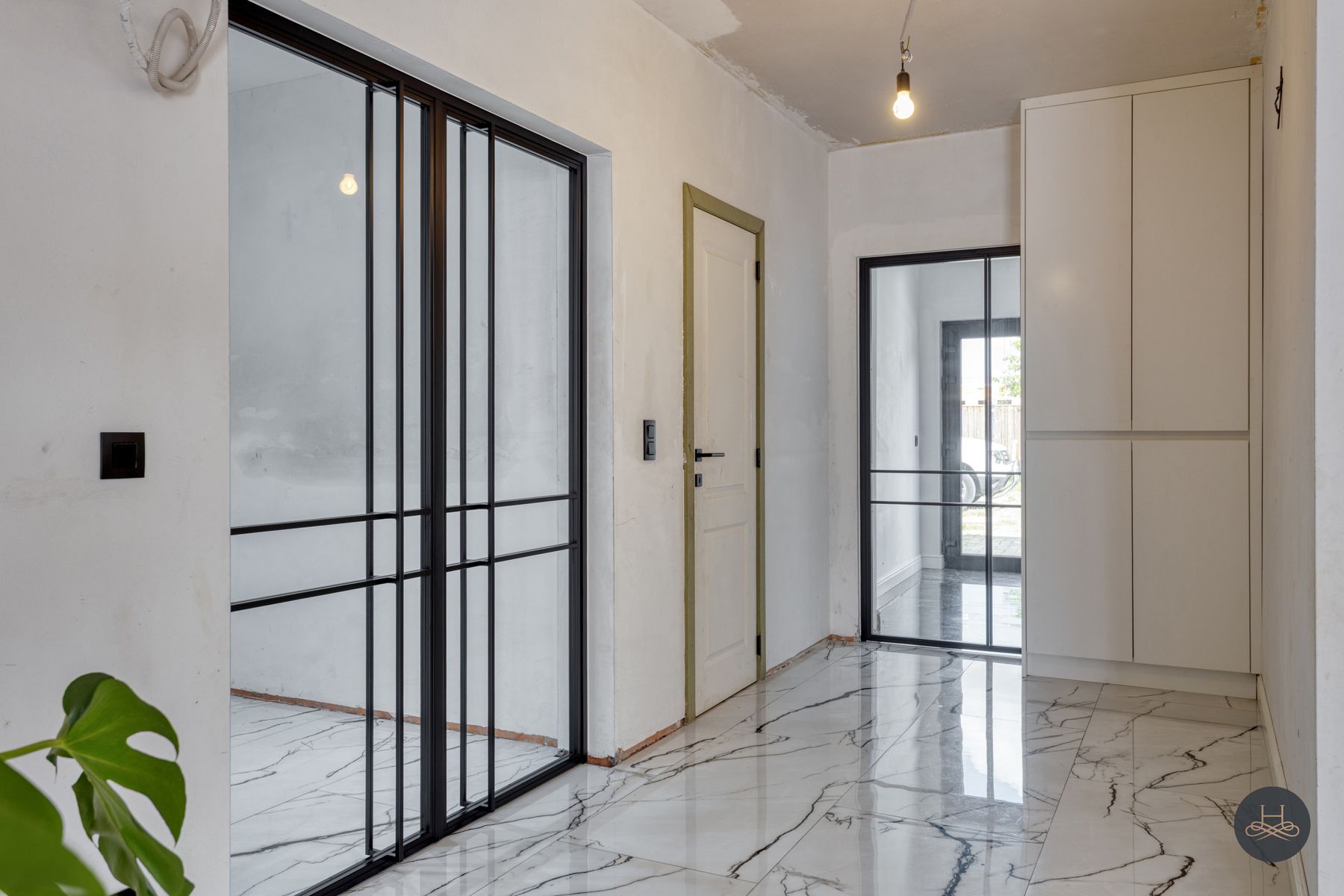 Riante woning met 6 slaapkamers en veel parkeergelegenheid foto 11