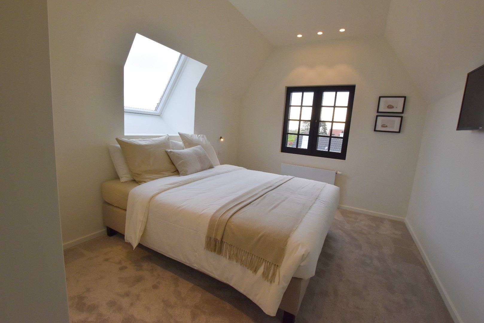 Compleet gerenoveerde villa aan de rand van het Zoute. foto 19