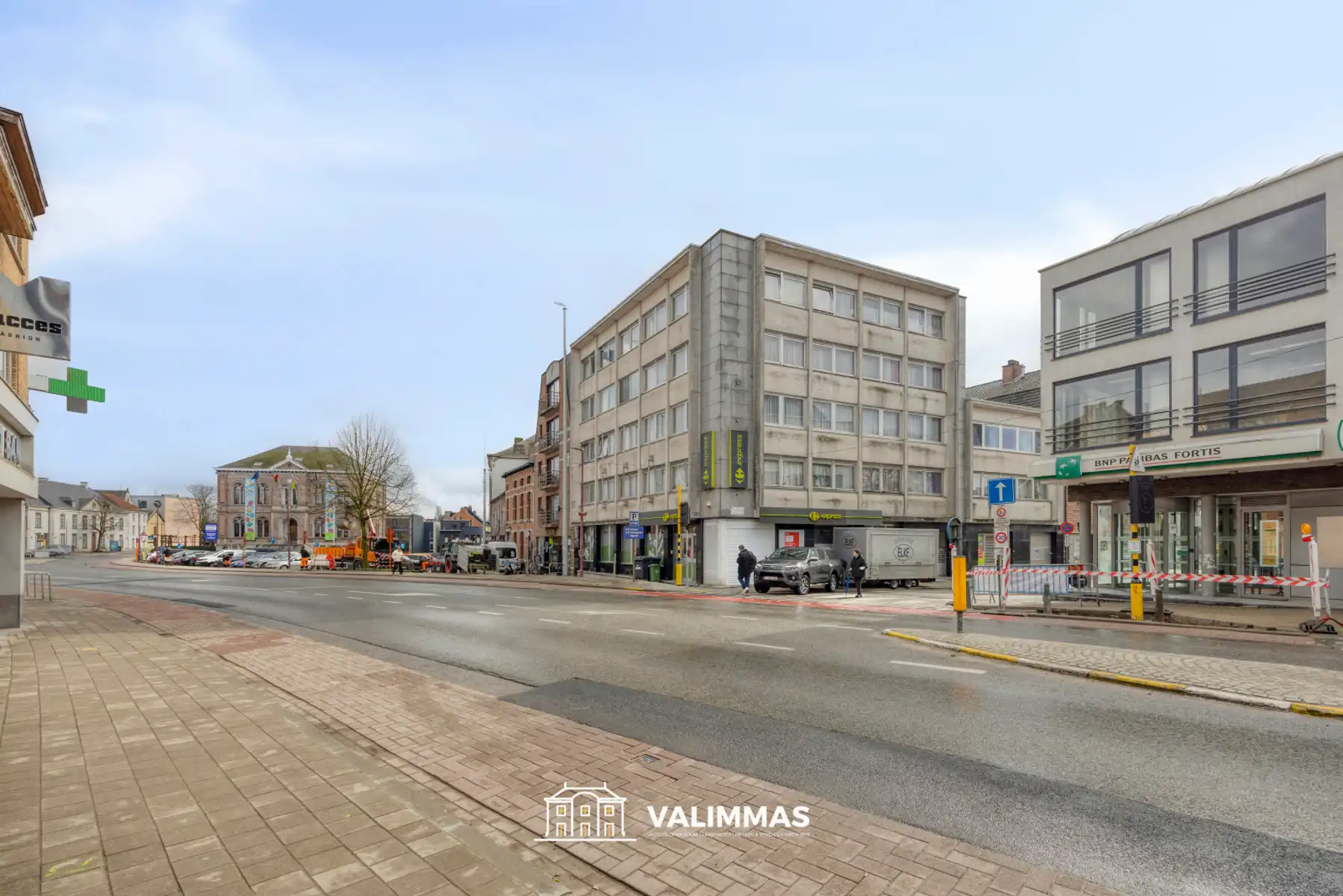 Centrum Asse: verzorgd en welgelegen appartement + kelder... foto {{pictureIndex}}