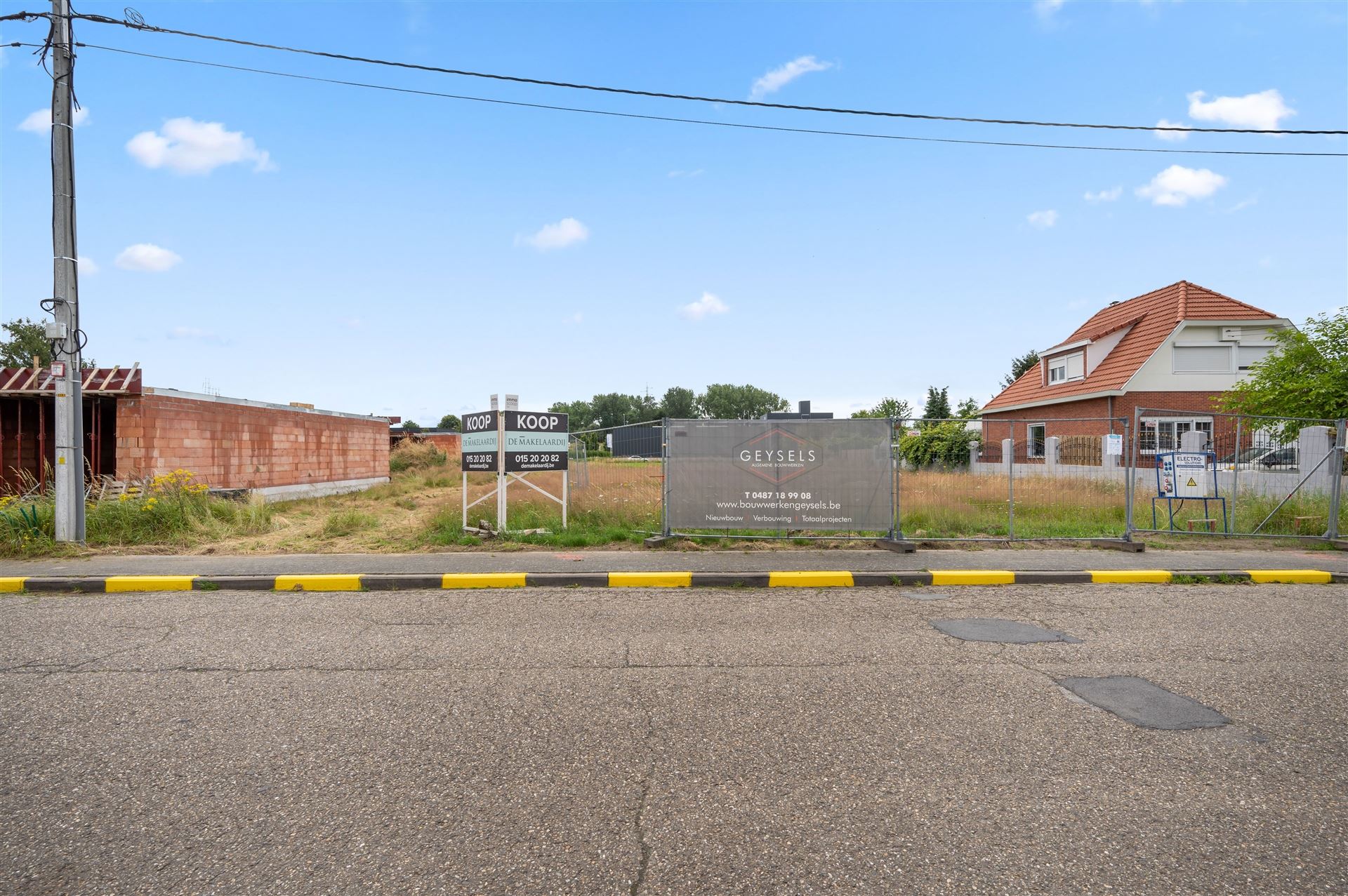 Nieuwbouwwoning voor halfopen bebouwing op een Zuidgericht perceel foto 6