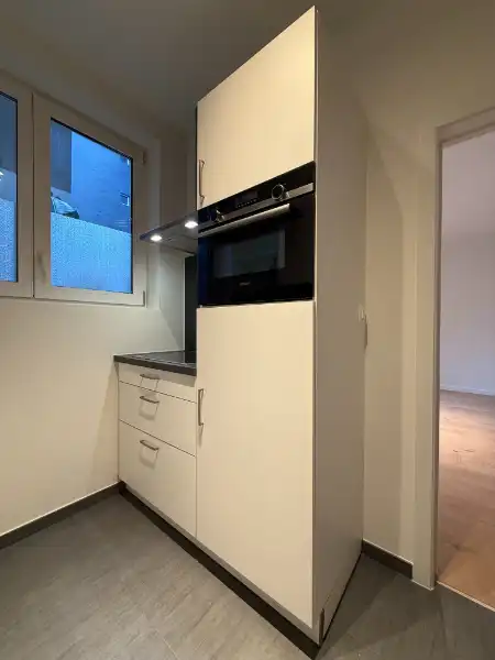 Leuk vernieuwd appartement nabij de Vlaanderenstraat foto 5