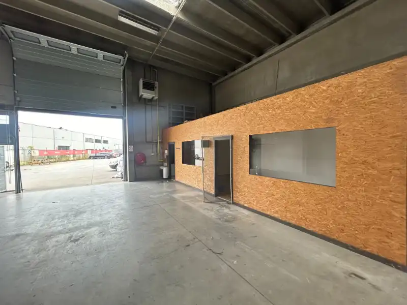 Mooie KMO-loods op strategische ligging nabij R4 – Gent foto 4