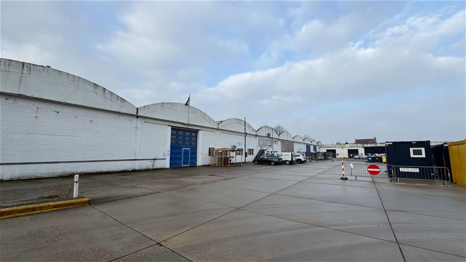 Semi-industrieele site met buitenterrein foto 9