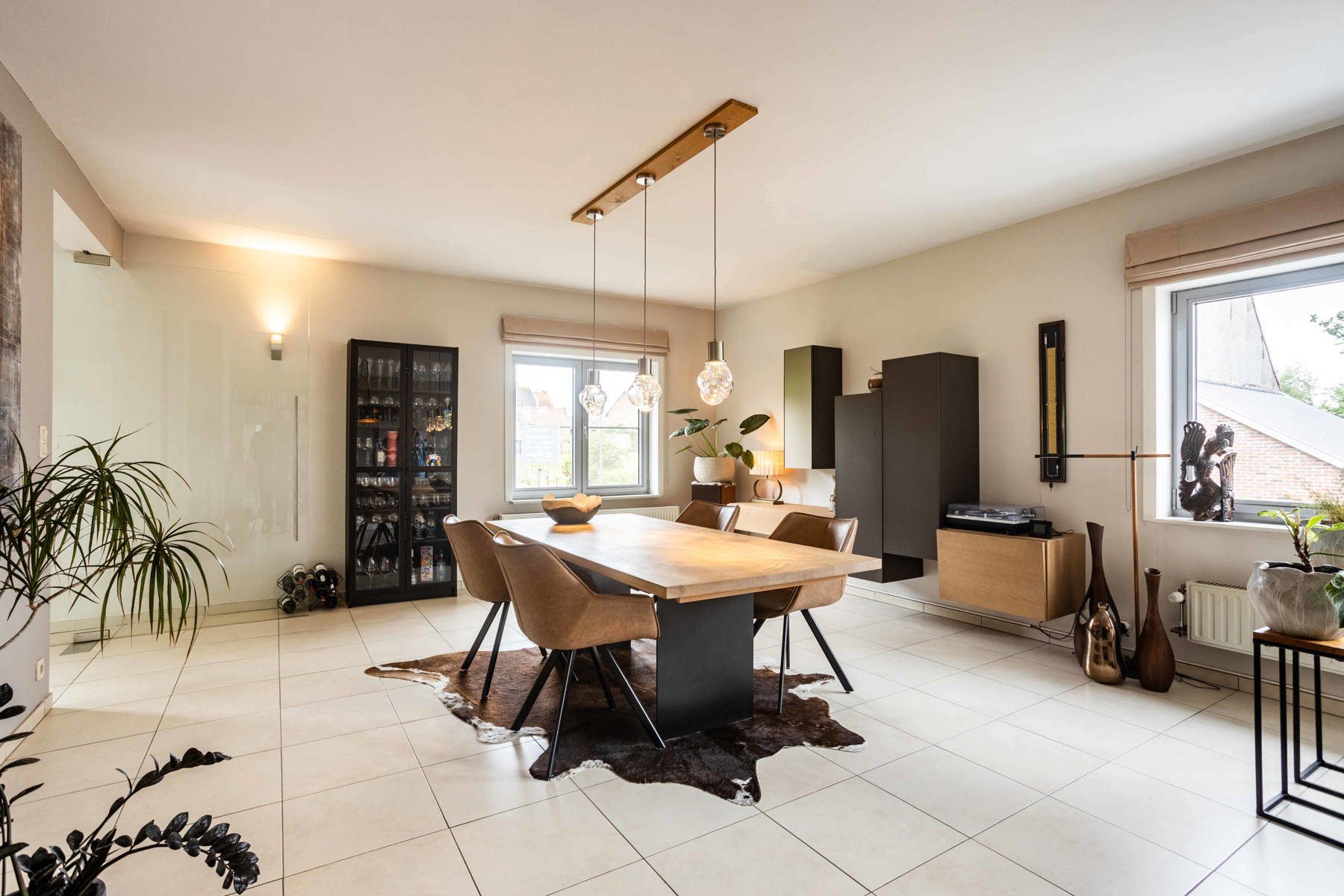 Stijlvol app. met 3 slaapkamers, ruim terras en staanplaats foto 8