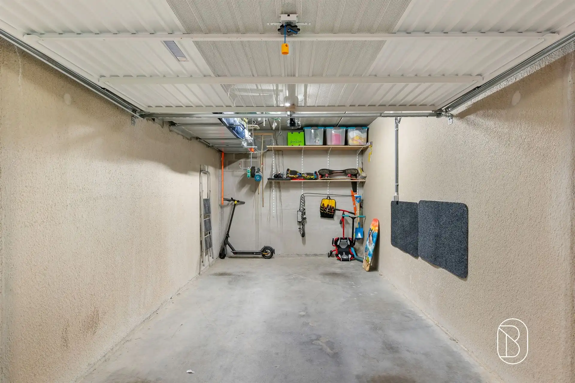 Topgelegen perfect onderhouden appartement met leuk terras!  foto 14