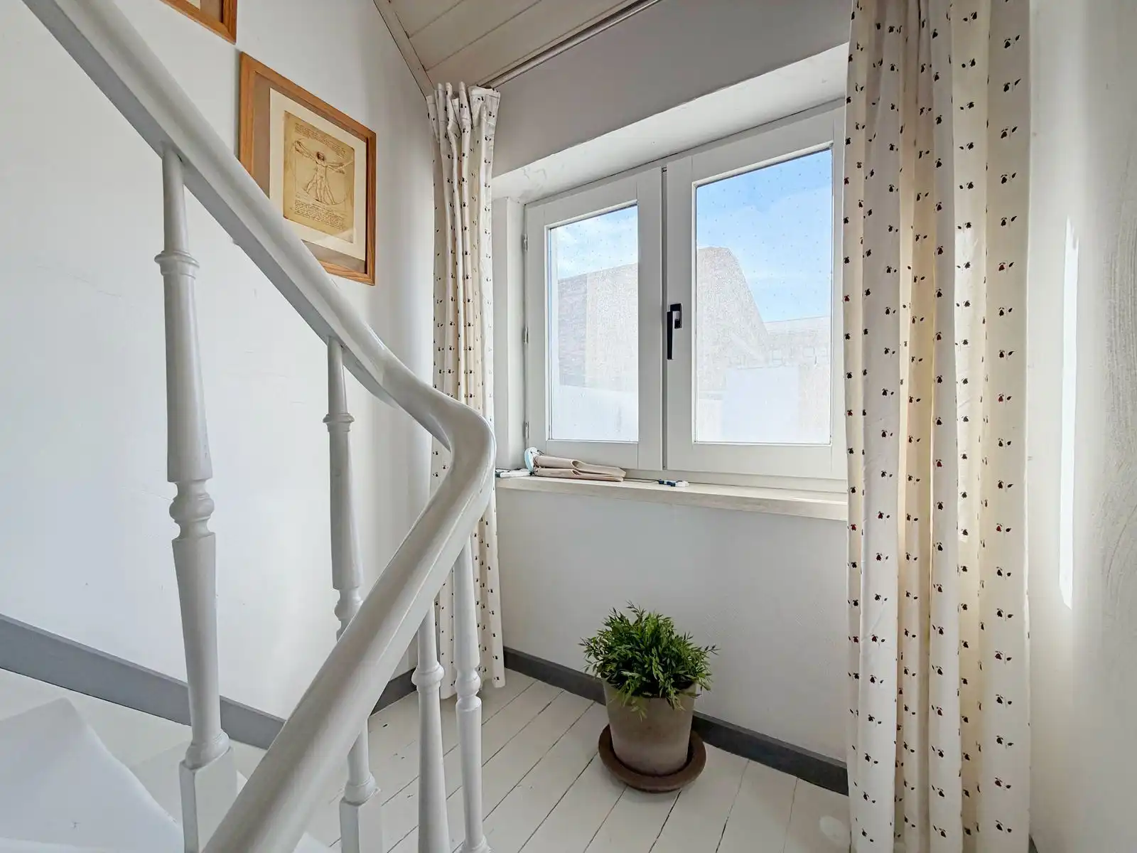 Sfeervolle woning, gelegen op korte afstand van het levendige centrum van Oostende! foto 12