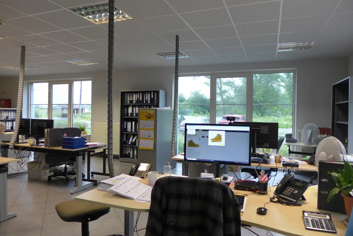 Bedrijfsgebouw +/- 1.397m² foto 17