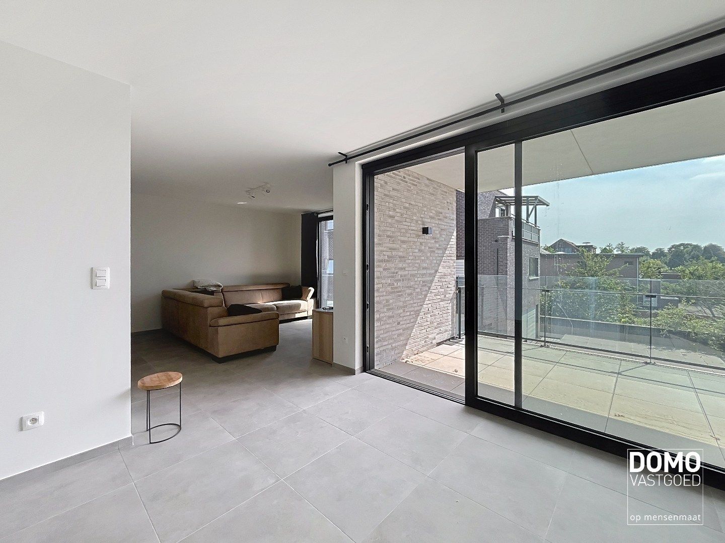 NIEUWBOUWAPPARTEMENT MET 2 SLAAPKAMERS, RUIM TERRAS, ONDERGRONDSE AUTOSTANDPLAATS EN KELDERBERGING IN MAASMECHELEN foto 5
