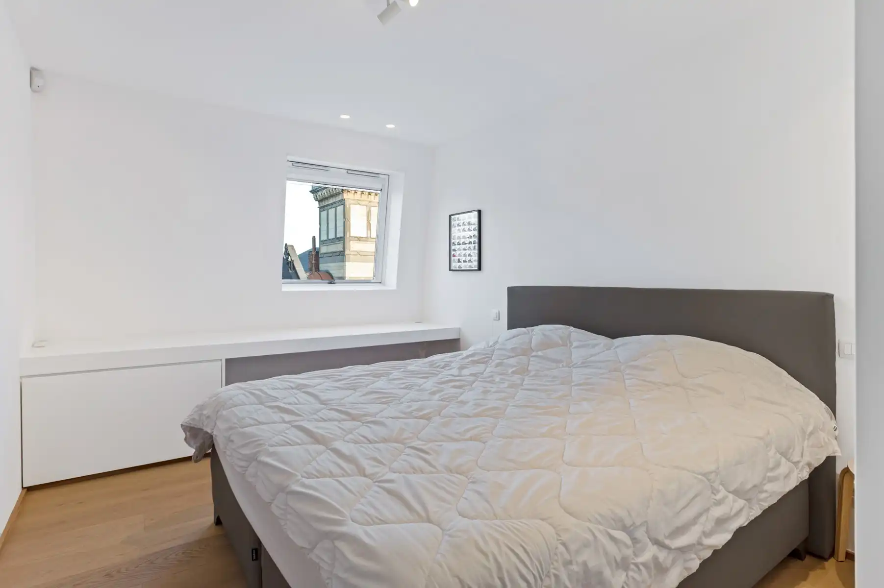 Luxueus wonen op toplocatie met garage foto 24