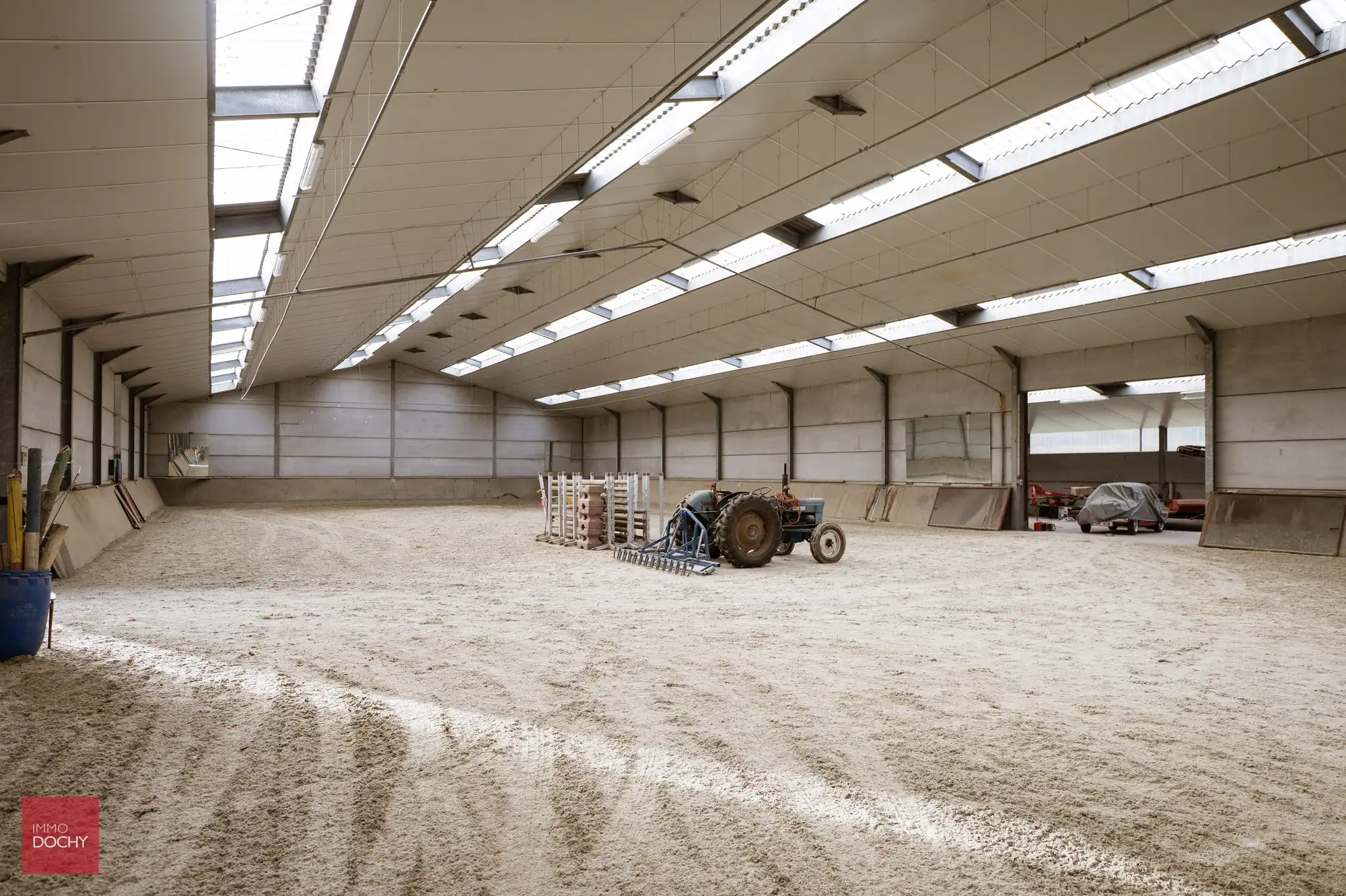 Vierkantshoeve met paardenaccommodatie op ca. 5,3ha foto 18