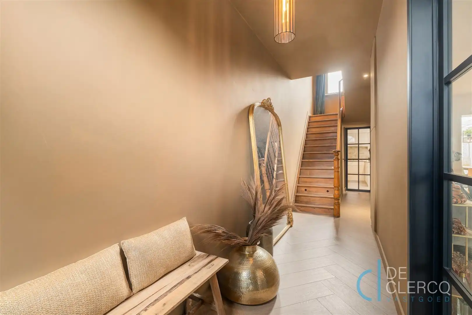 Instapklare woning te koop in centrum Lochristi!  foto 9