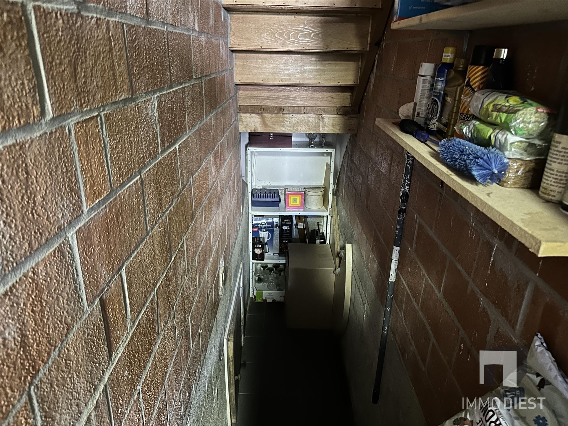 Instapklare woning met zicht op agrarisch gebied - bureau + 3 slpks foto 22