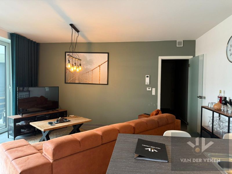 Charmant 2-slaapkamer appartement met ruim terras! foto 4