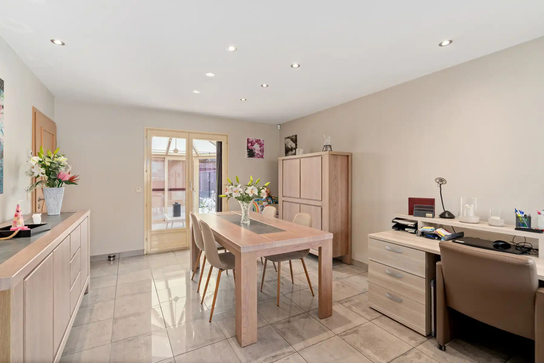 Instapklare gezinswoning met 3 slaapkamers, 2 badkamers foto 6