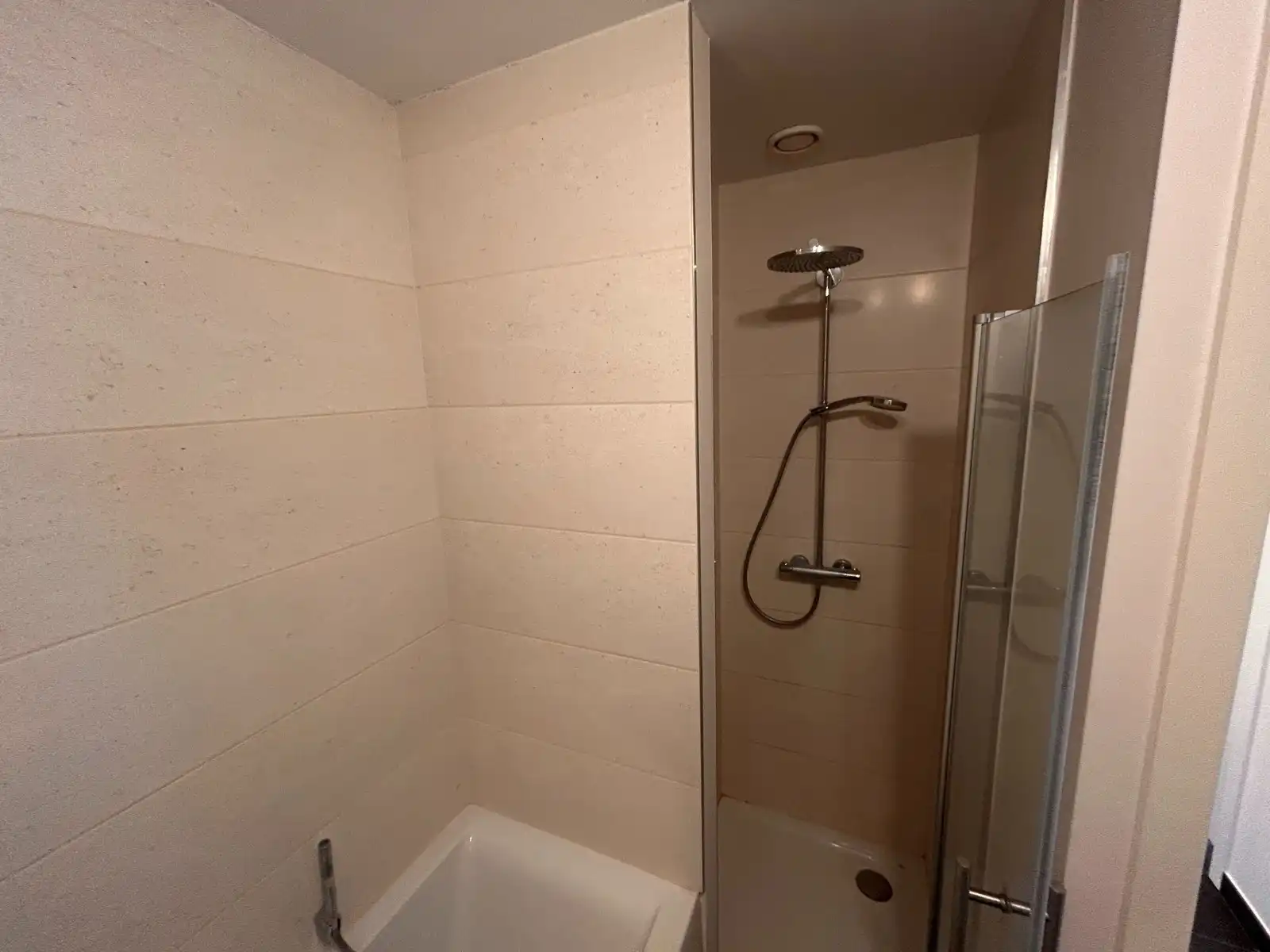 2-slaapkamerappartement met ondergrondse garage in centrum Deinze foto 15