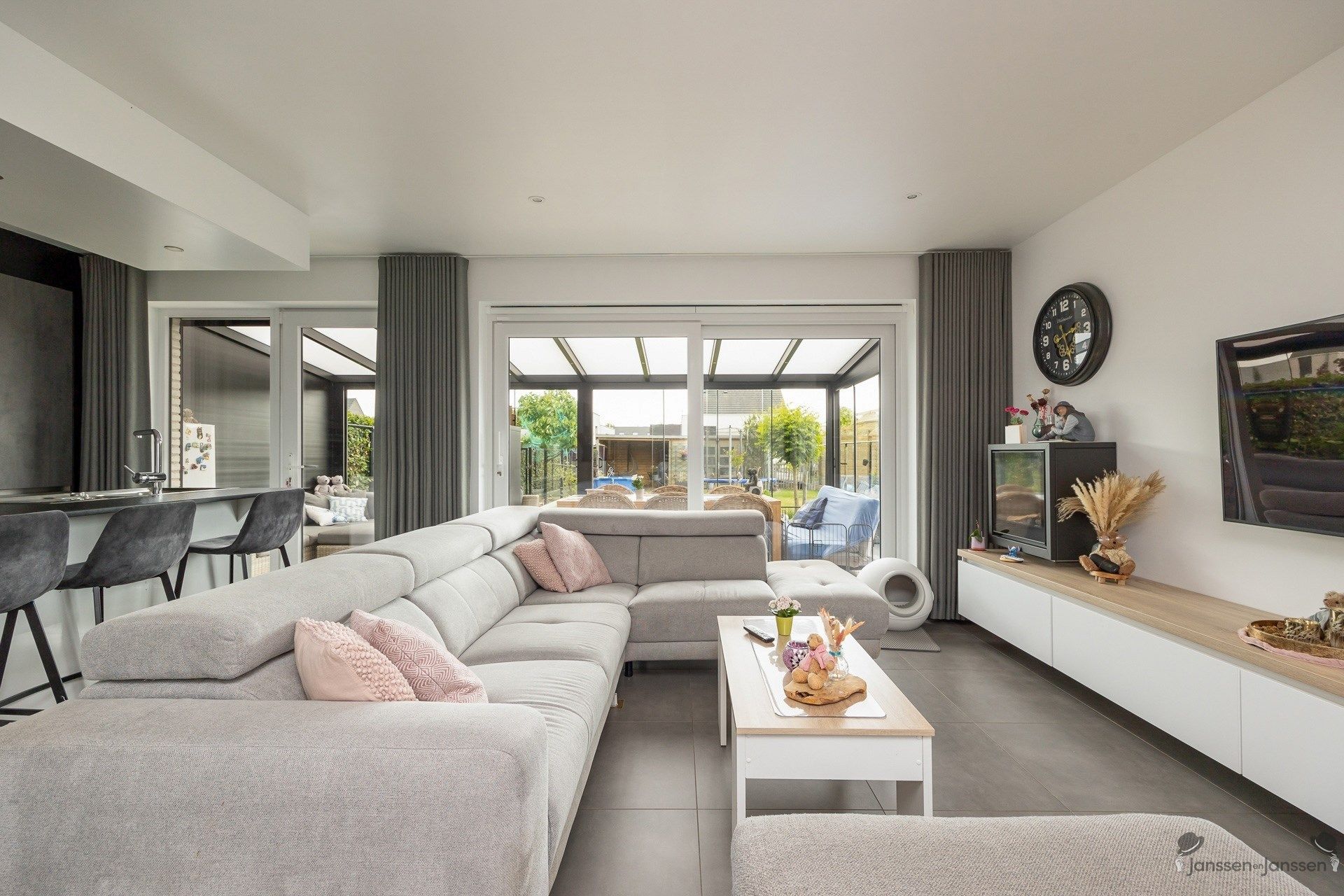 Instapklare gezinswoning met alle comfort en tuin foto 5