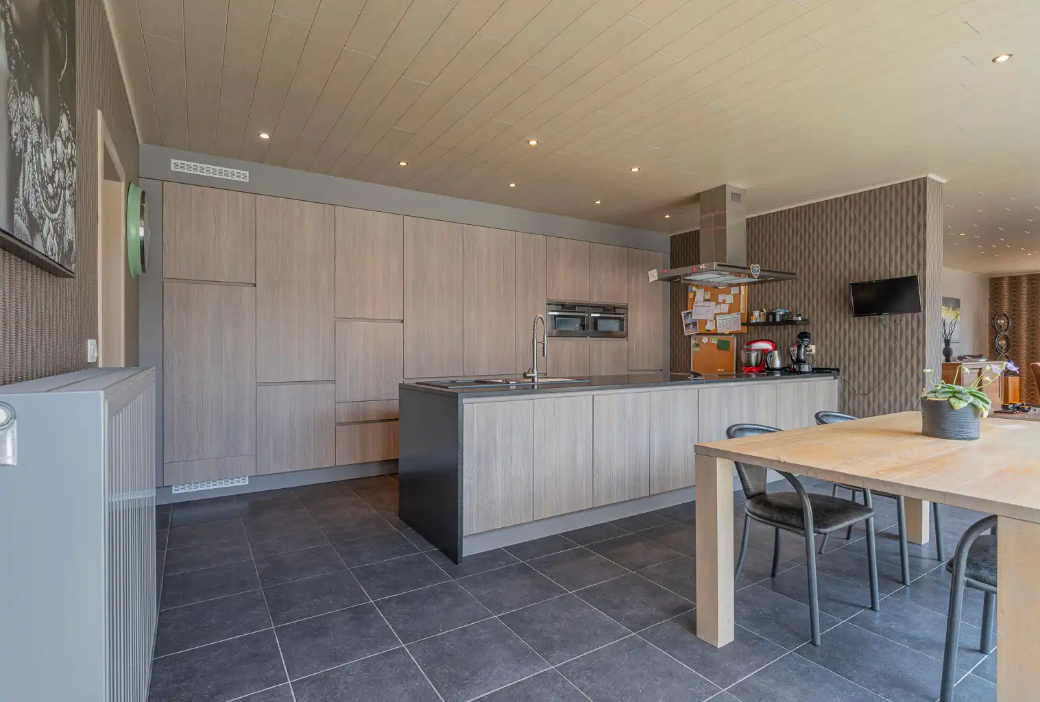 Instapklare gezinswoning met 3 slaapkamers! foto 4