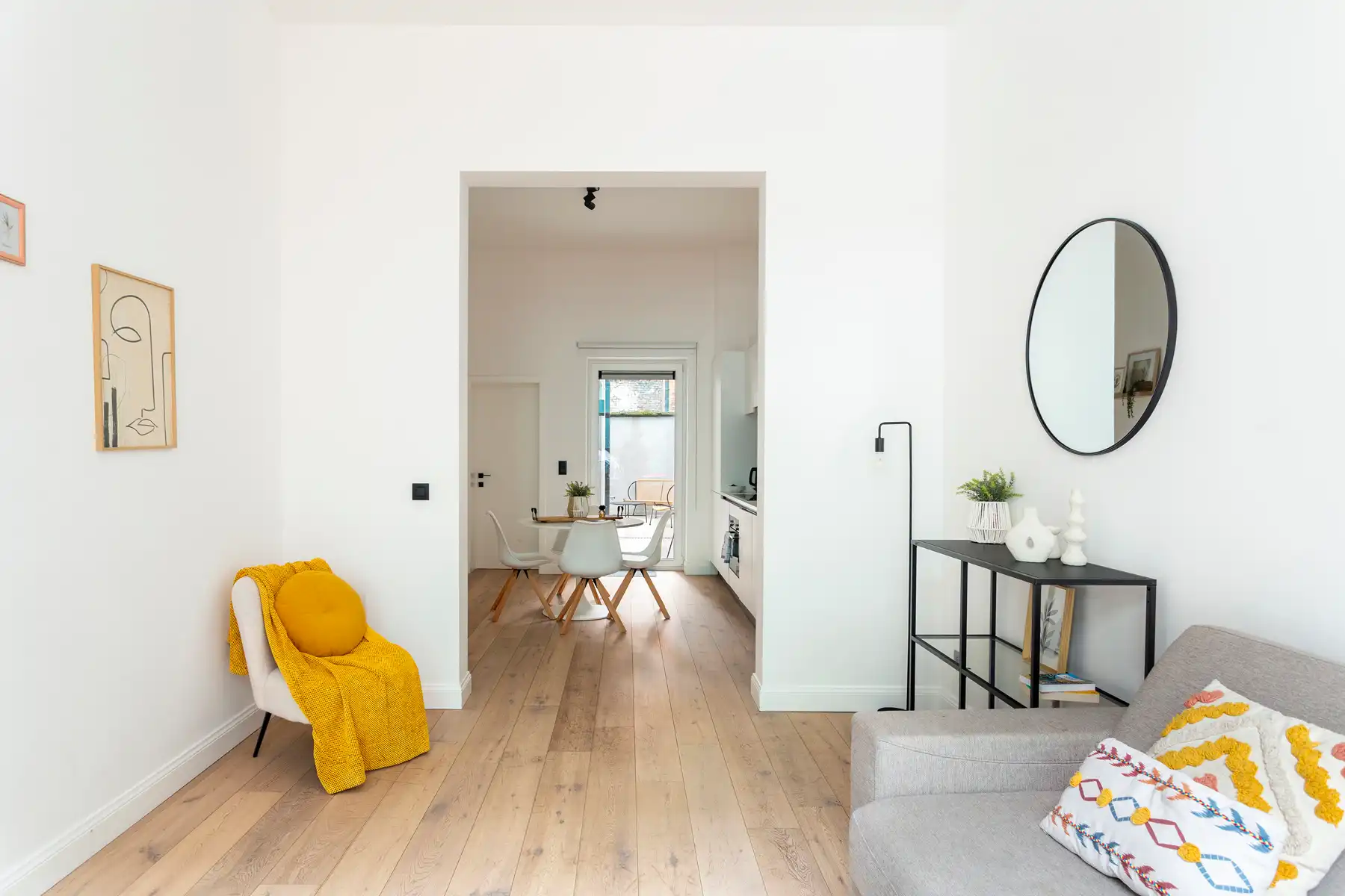 Modern 1slpk-appartement met buitenruimte op toplocatie! foto 8