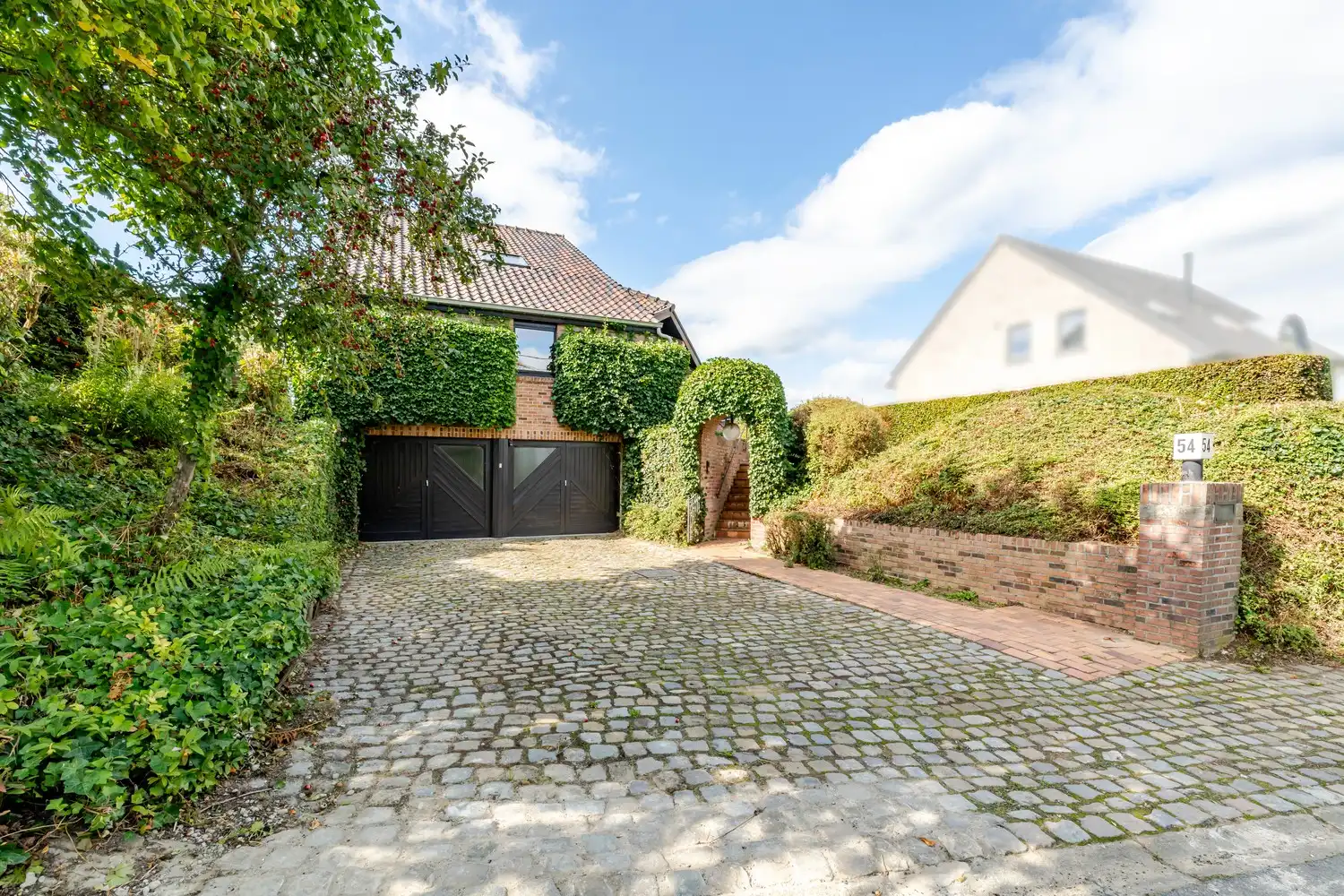 Modernistische, lichtrijke villa met 3 slaapkamers, kantoor en zuidgerichte tuin op toplocatie in groene rand rond Brussel! foto 22
