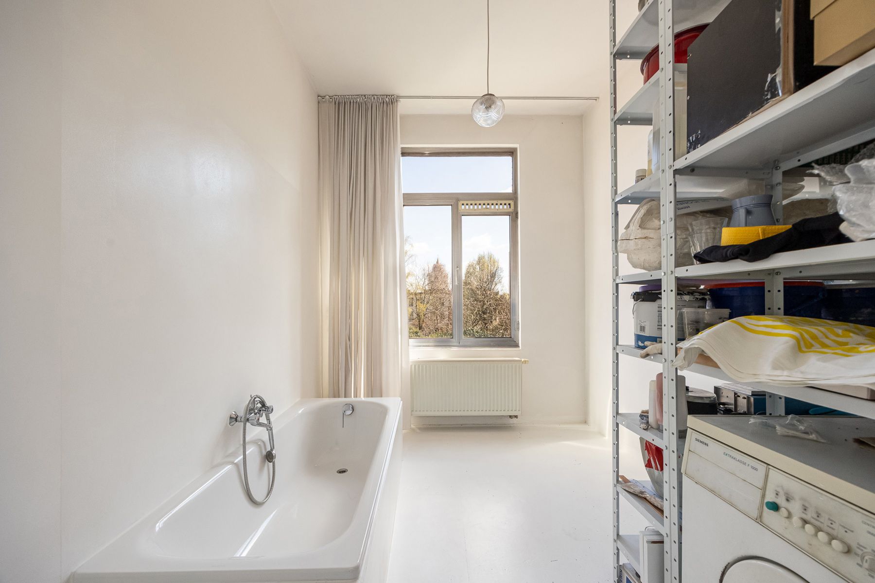 Lichtrijk appartement in centrum Borgerhout foto 6