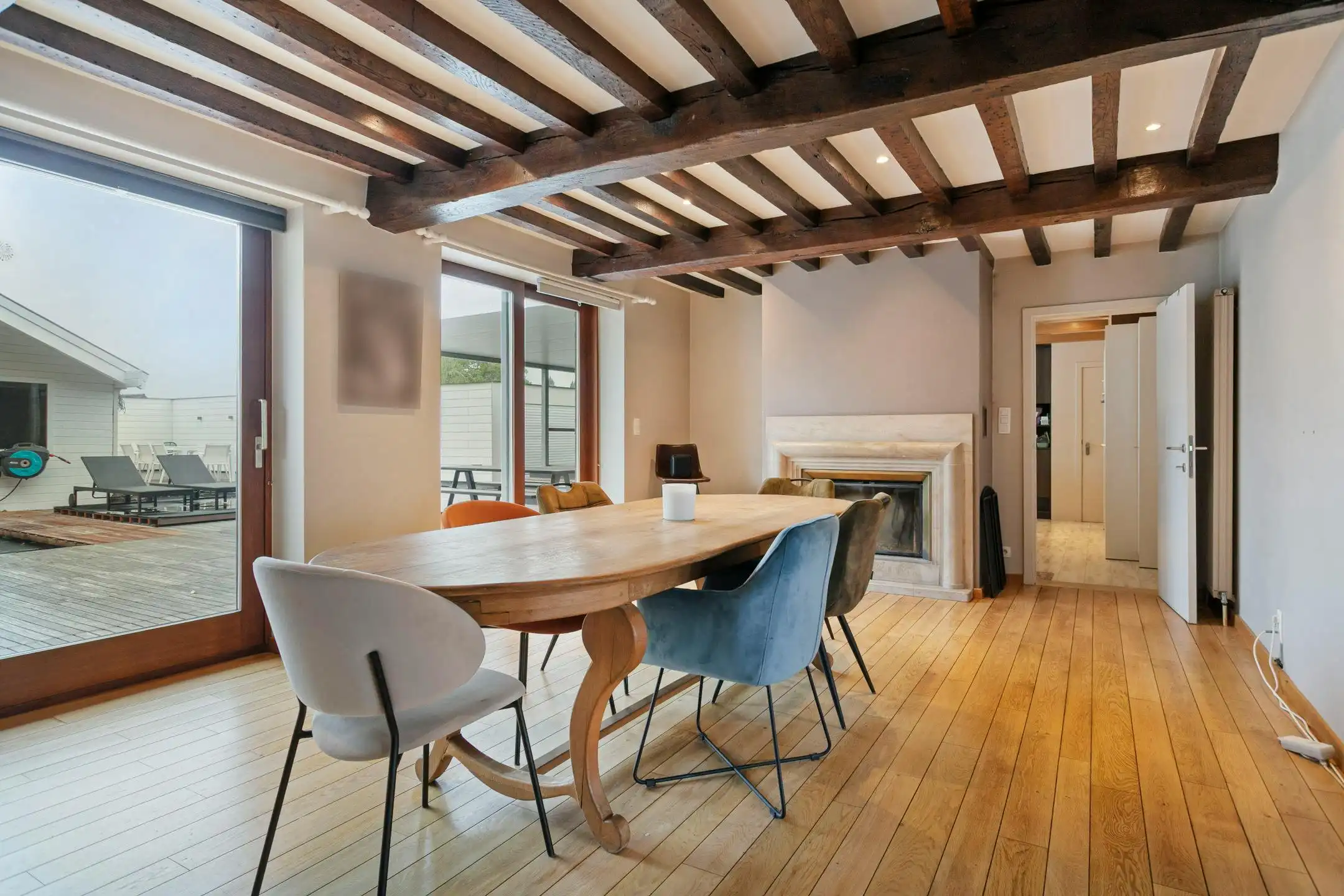 Ruime herenwoning met magazijn te koop in Deerlijk foto 4