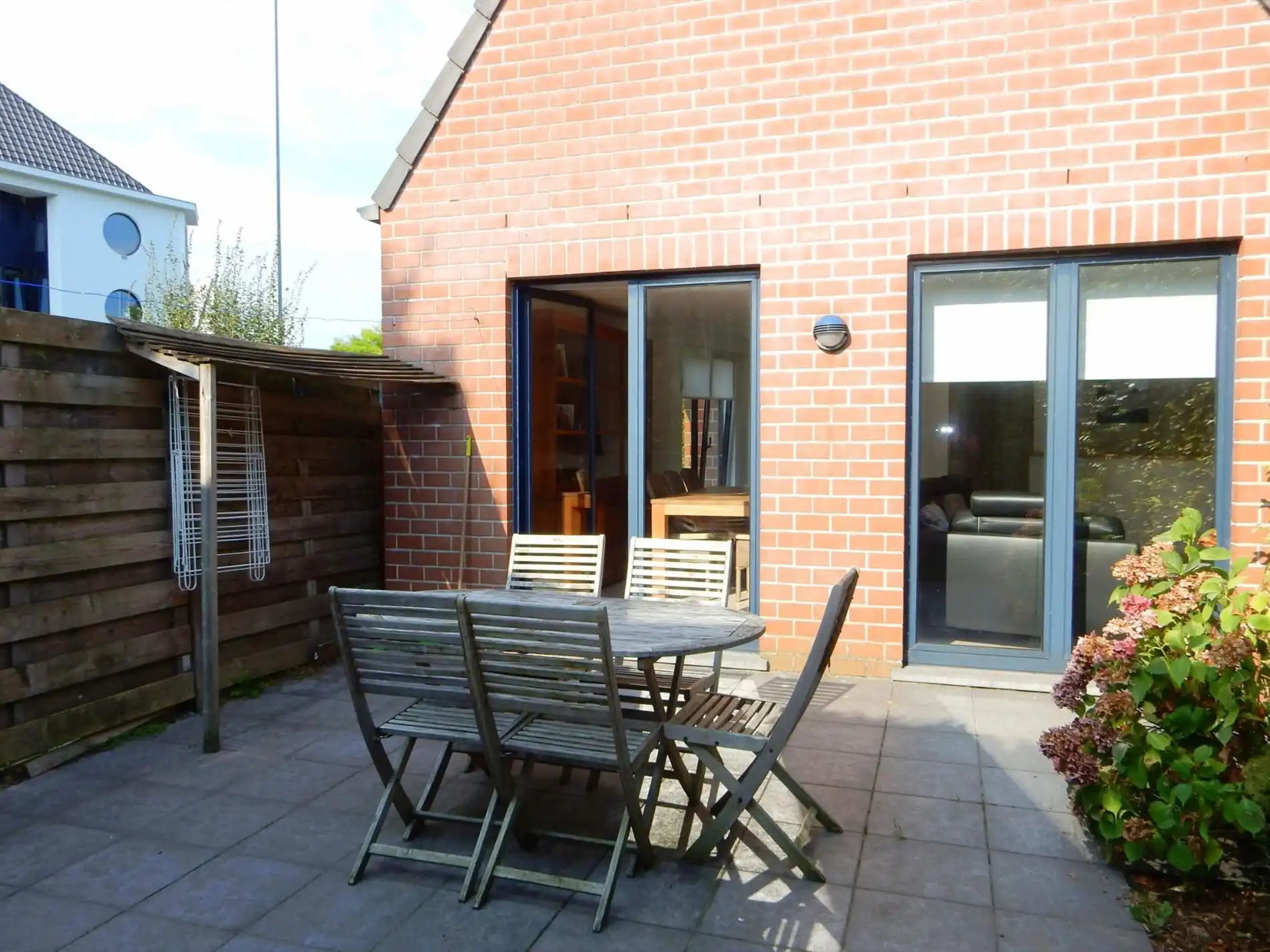 Gezellig appartement op uitstekende ligging met zonnige tuin foto 11