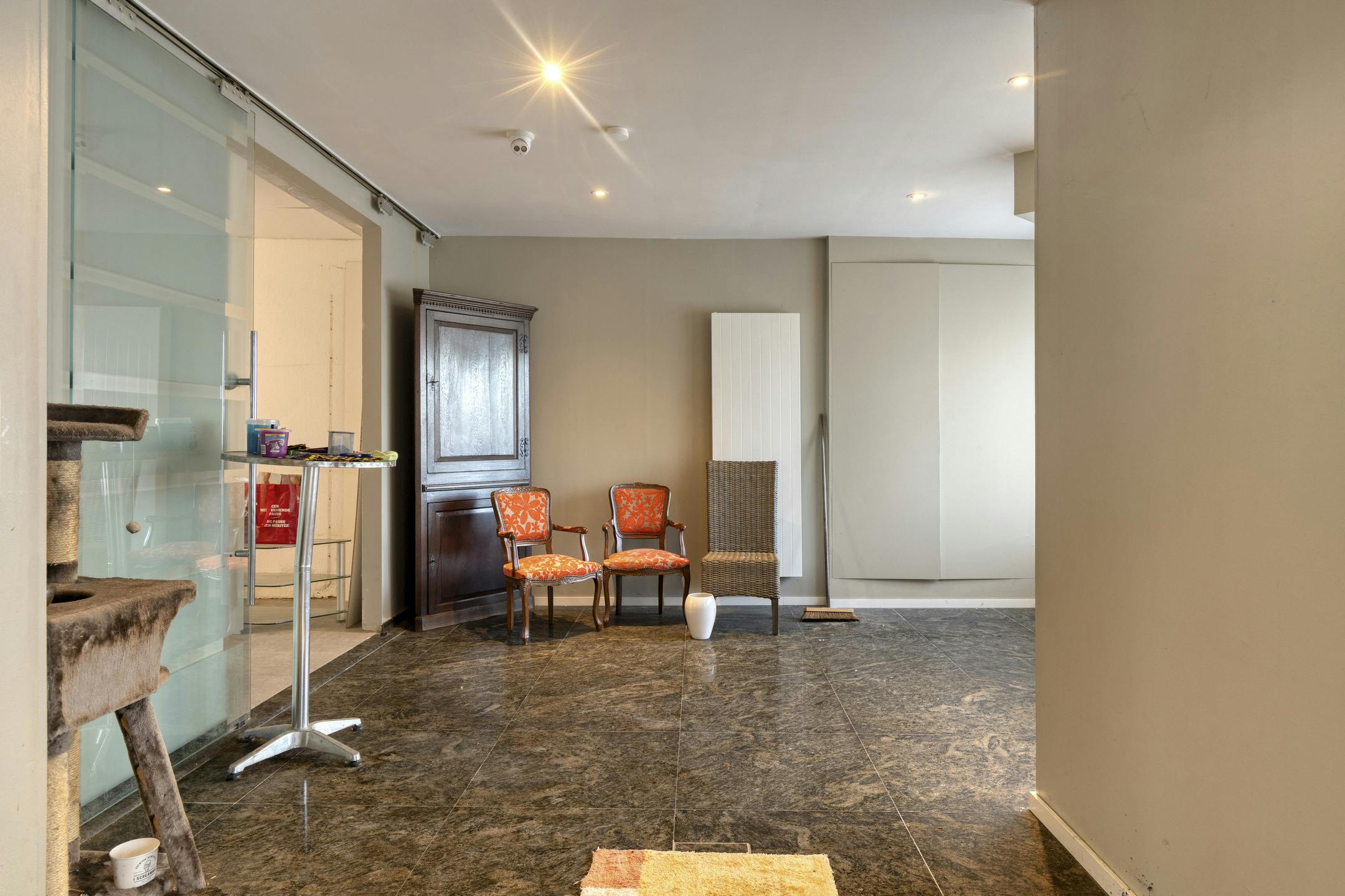 Multifunctioneel huis met 3 kamers te koop in Desselgem foto 4