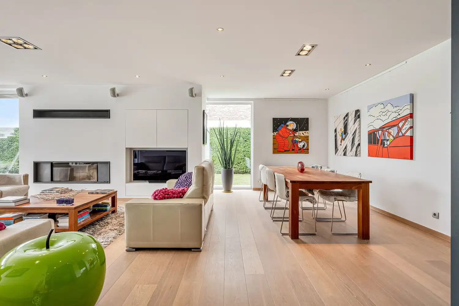 Exclusieve villa met zwembad en adembenemende polderzichten foto 13