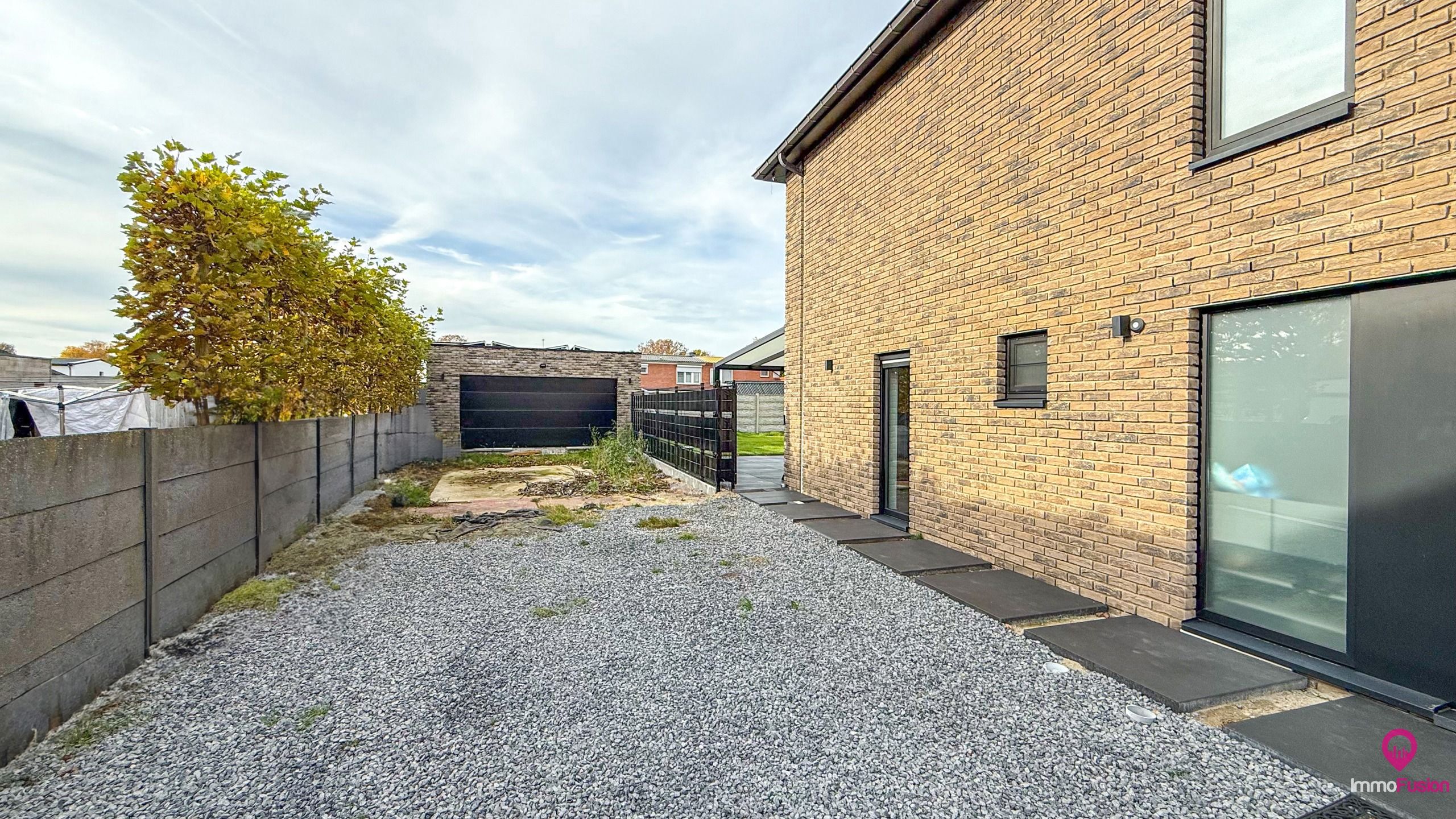 Instapklare, volledig gerenoveerde woning met 4 slaapkamers! foto 37