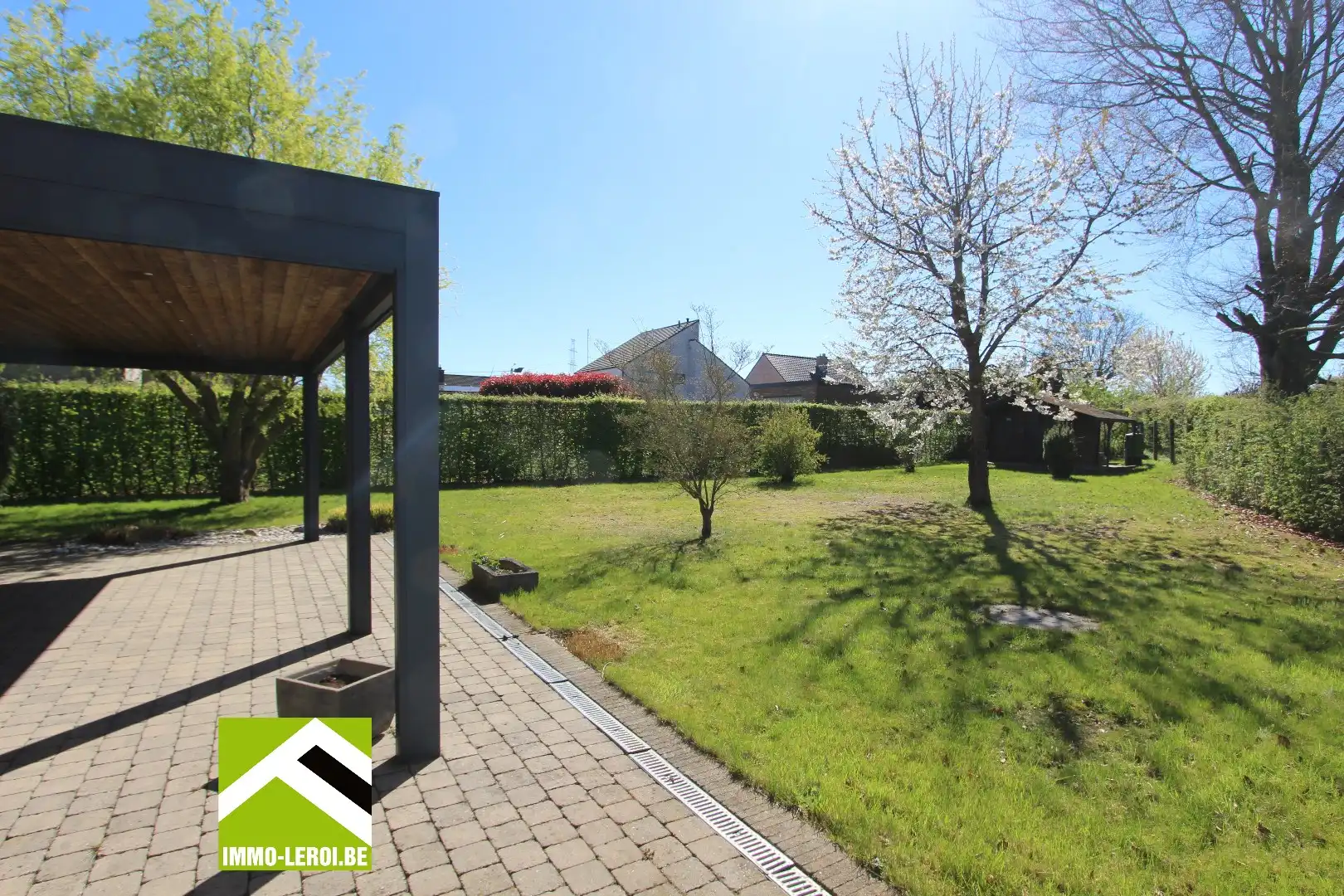 Ruime woning met groot zuidgericht terras en aangename tuin - EPC label B! foto 14