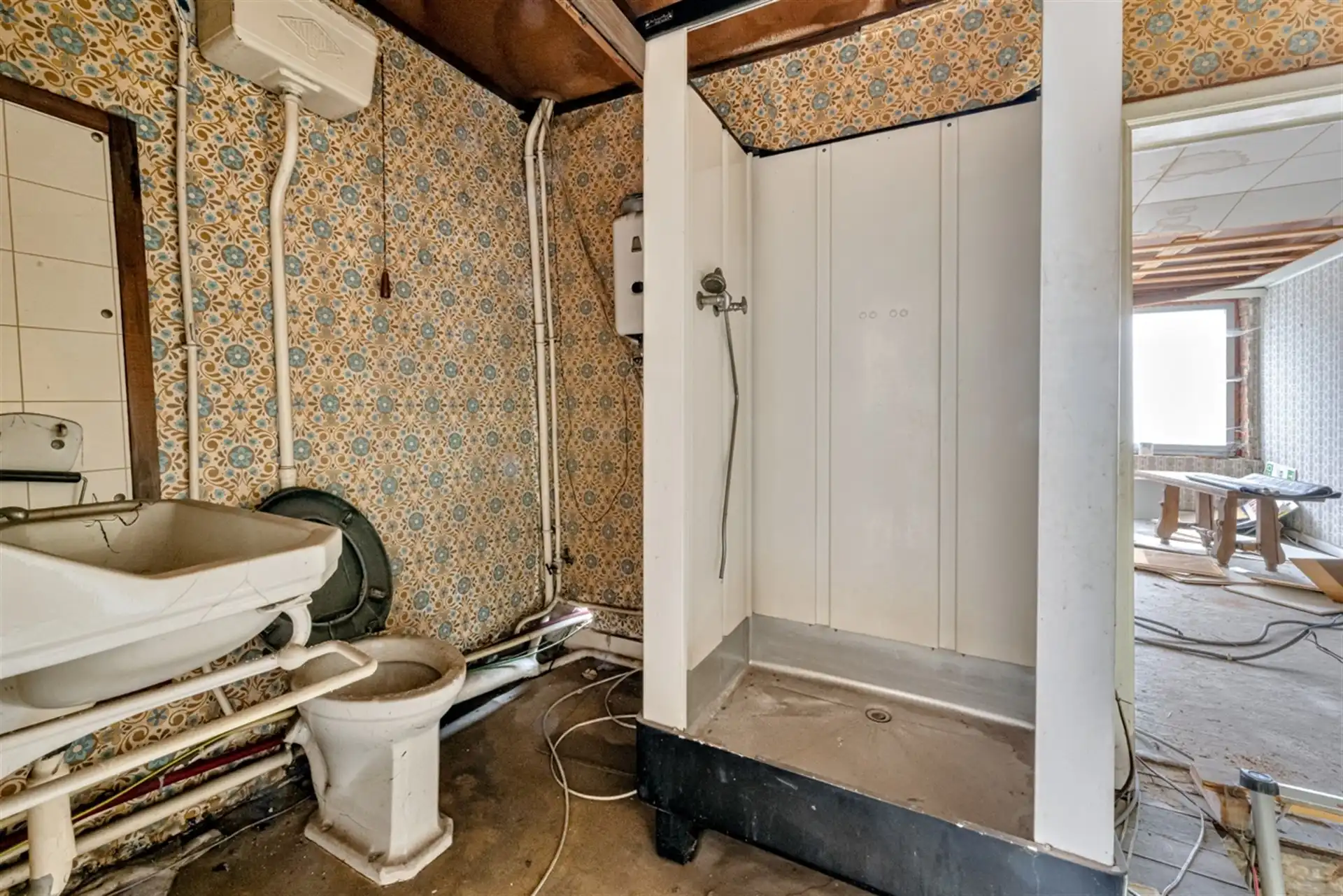 Commercieel gebouw in winkelstraat te Aalst foto 14