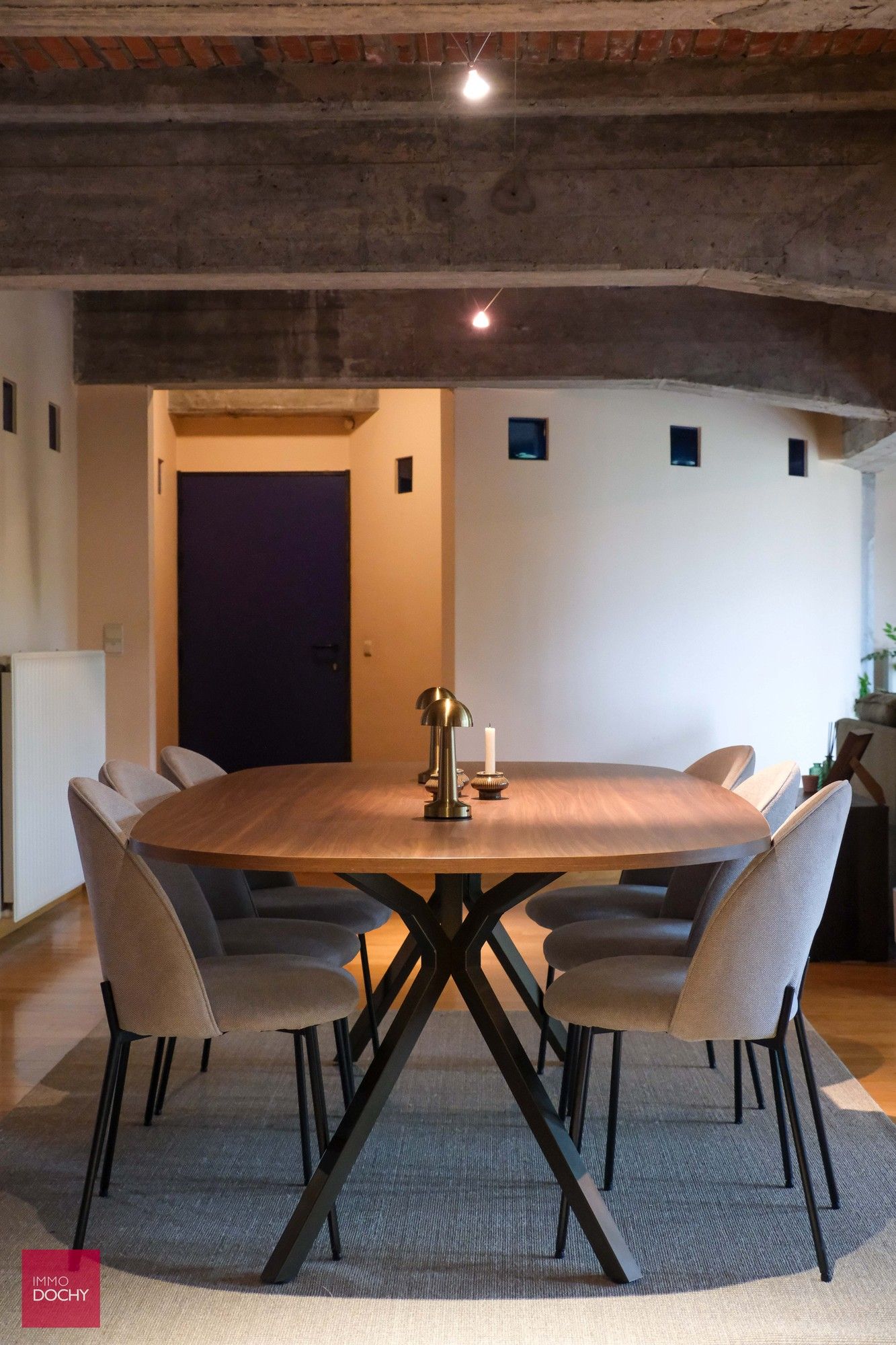 Ruime loft in voormalig fabrieksgebouw foto 16