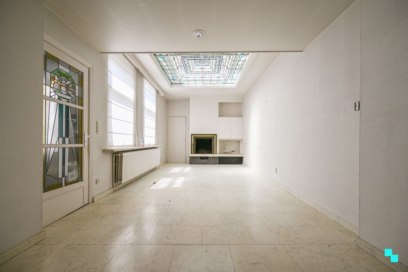 Centraal gelegen woonst met handelsruimte te Izegem foto 11