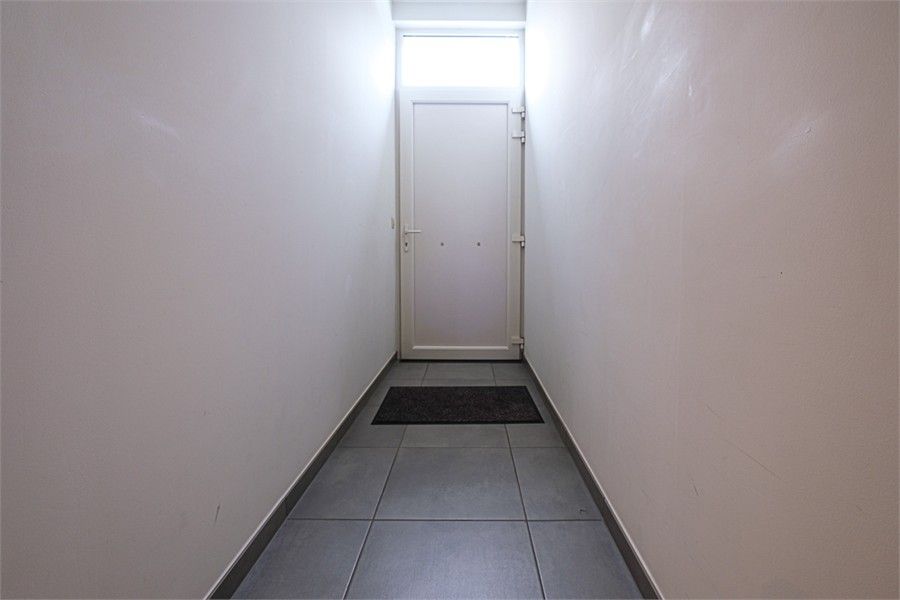 VOLLEDIG GEMEUBELDE WONING TE HUUR VLAKBIJ HET CENTRUM VAN SINT-TRUIDEN foto 3